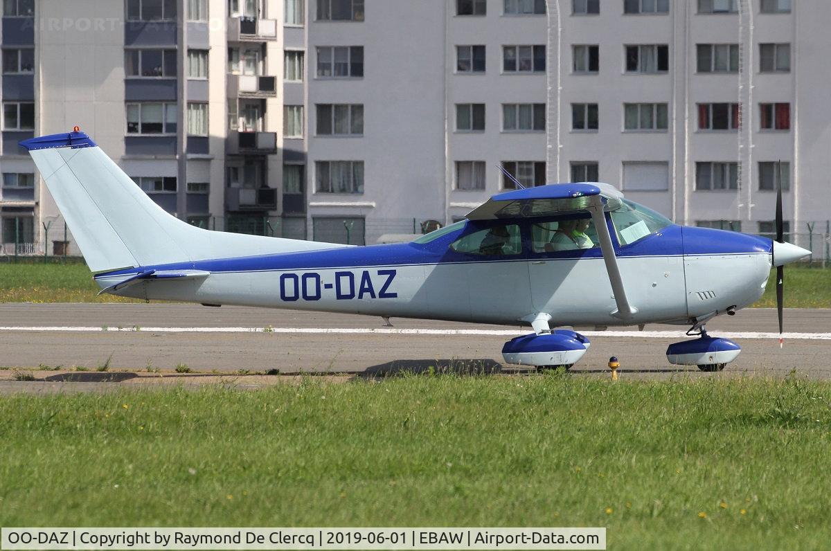 OO-DAZ, Cessna 182P Skylane C/N 18264103, At Antwerp.