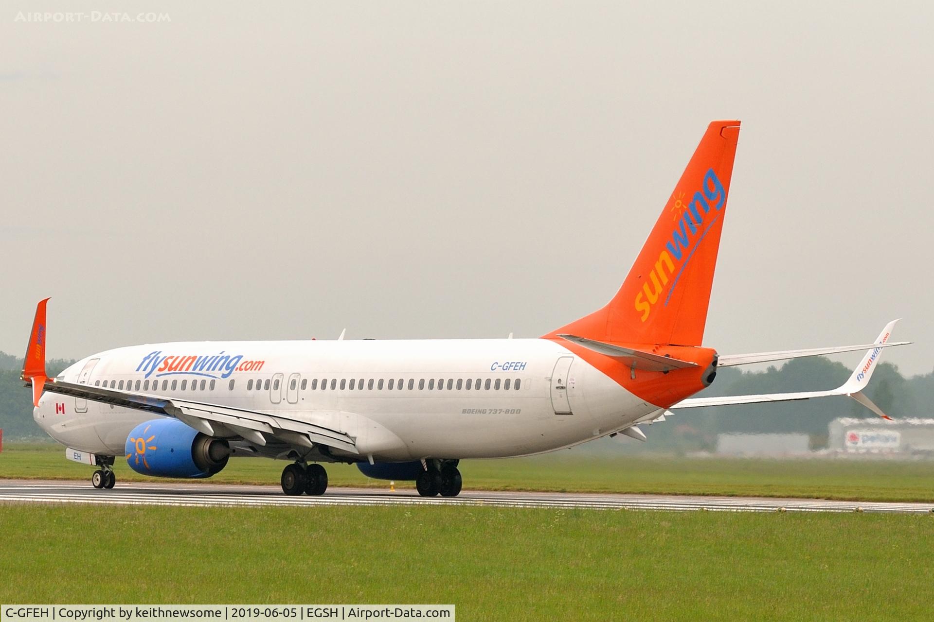 C-GFEH, 2015 Boeing 737-8GS C/N 41608, Leaving Norwich for Minorca.