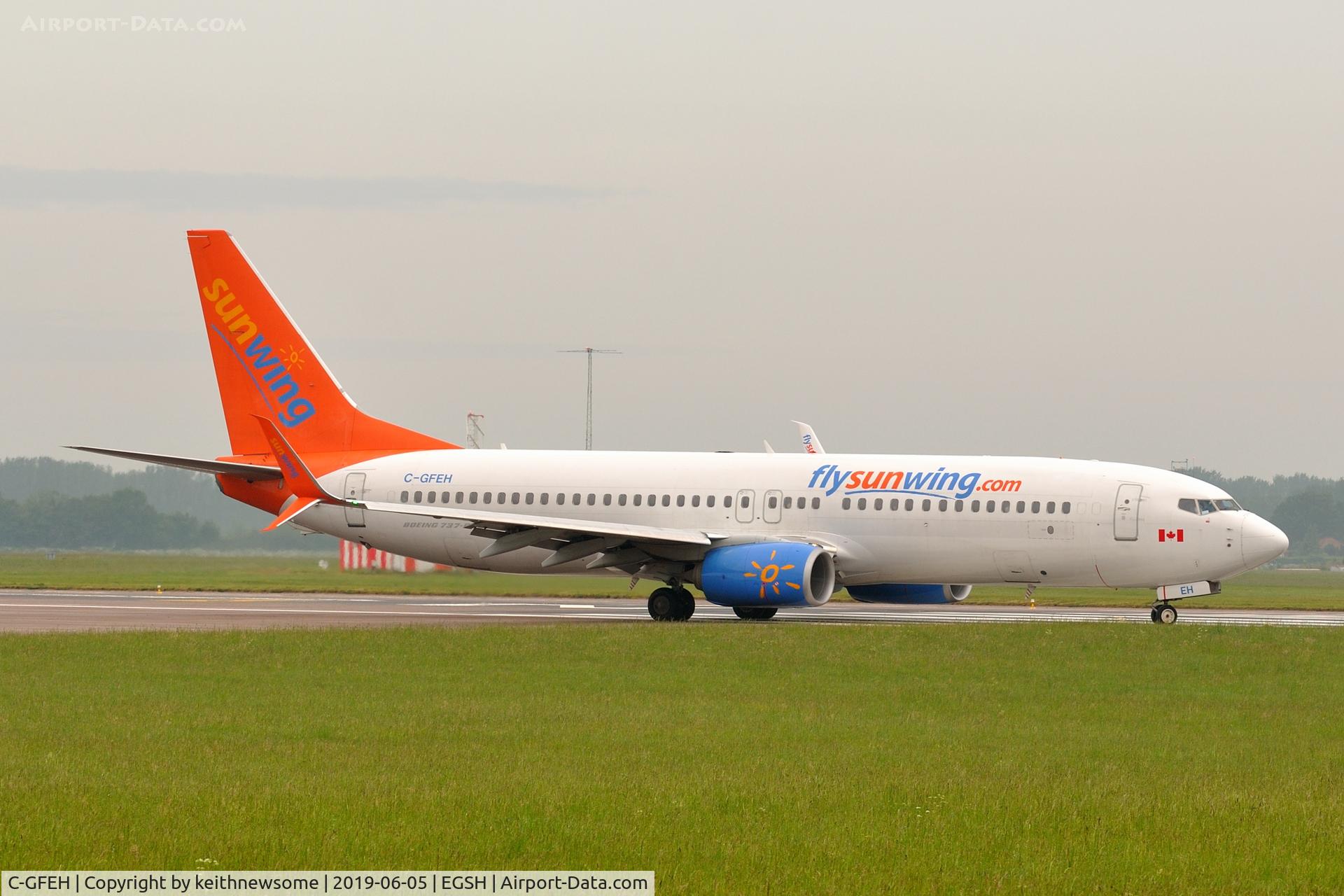C-GFEH, 2015 Boeing 737-8GS C/N 41608, Leaving Norwich for Minorca.