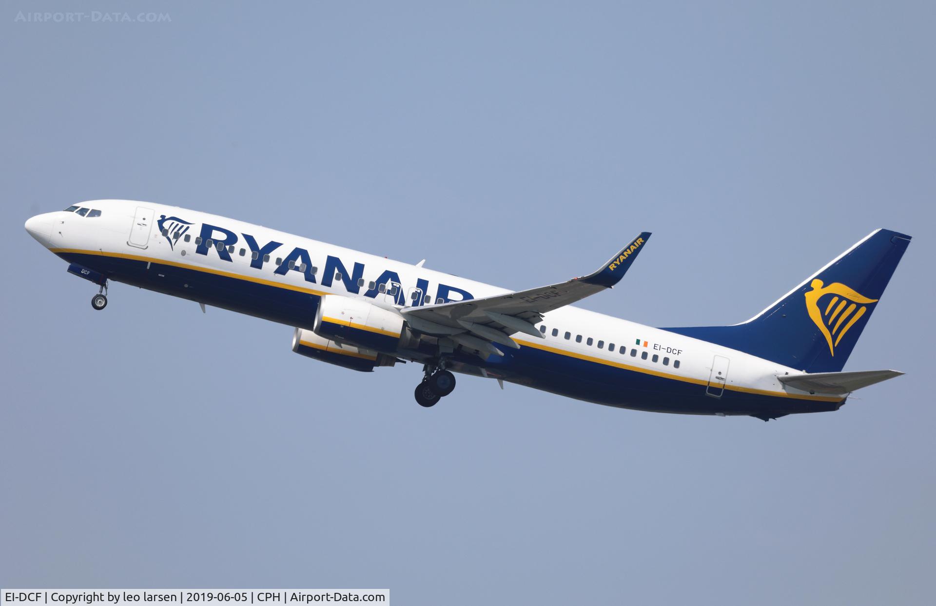 EI-DCF, 2004 Boeing 737-8AS C/N 33804, Copenhagen 5.6.2019