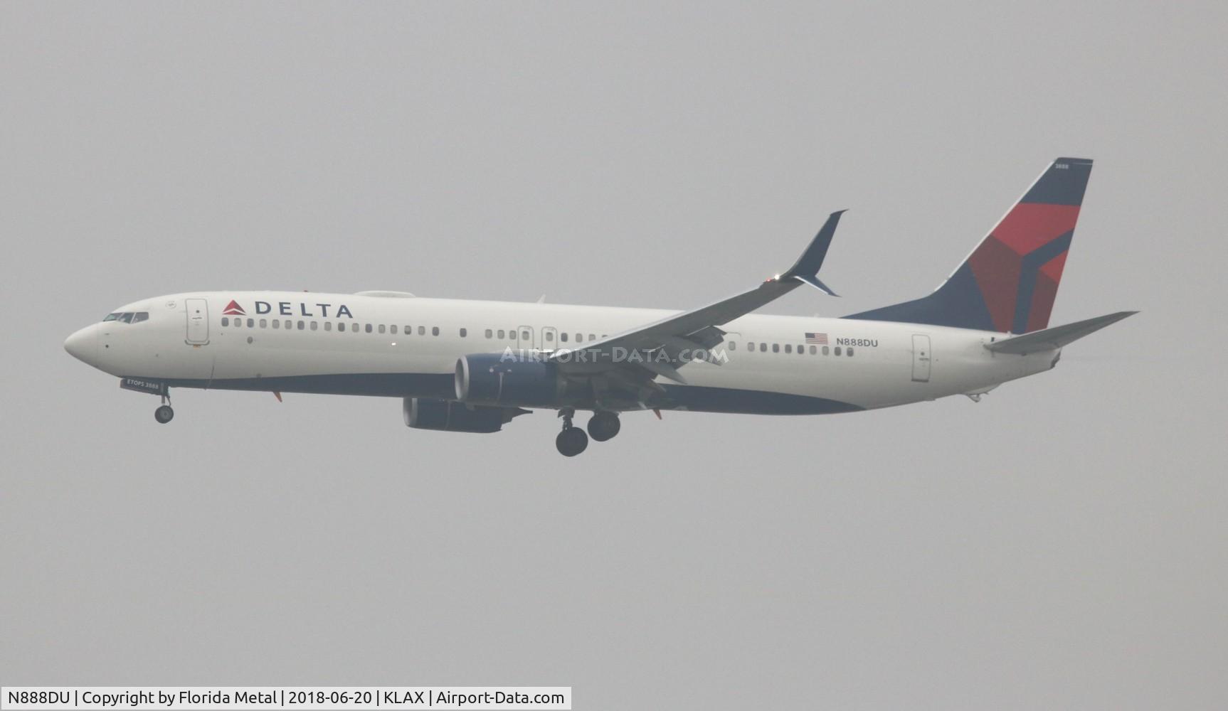 N888DU, 2017 Boeing 737-932/ER C/N 31999, Delta 737-932
