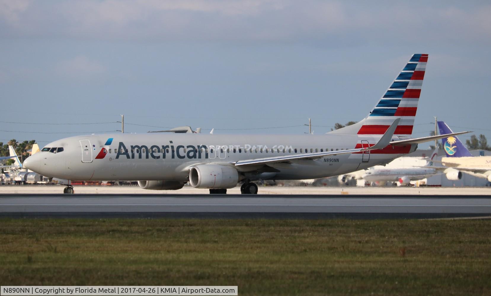 N890NN, 2012 Boeing 737-823 C/N 31143, American 737-823