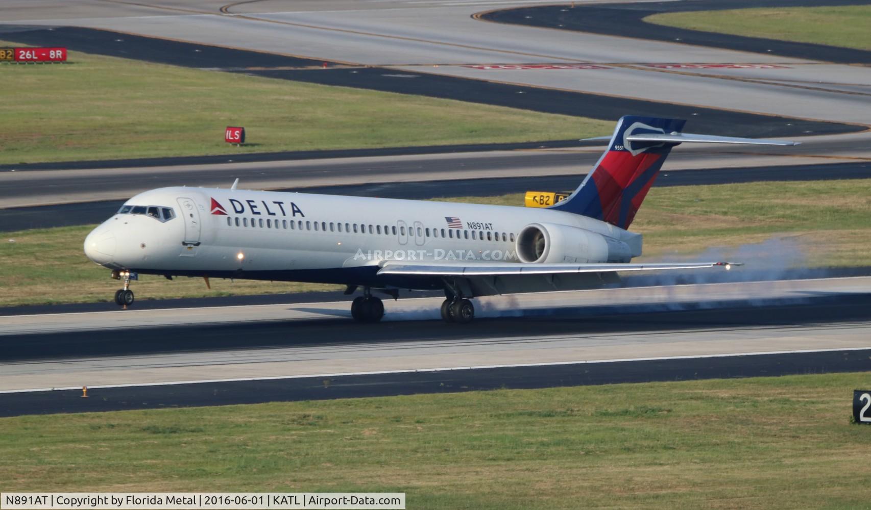 N891AT, 2004 Boeing 717-200 C/N 55043, Delta 717