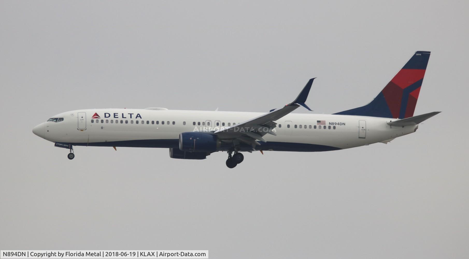 N894DN, 2018 Boeing 737-932/ER C/N 62776, Delta 737-932