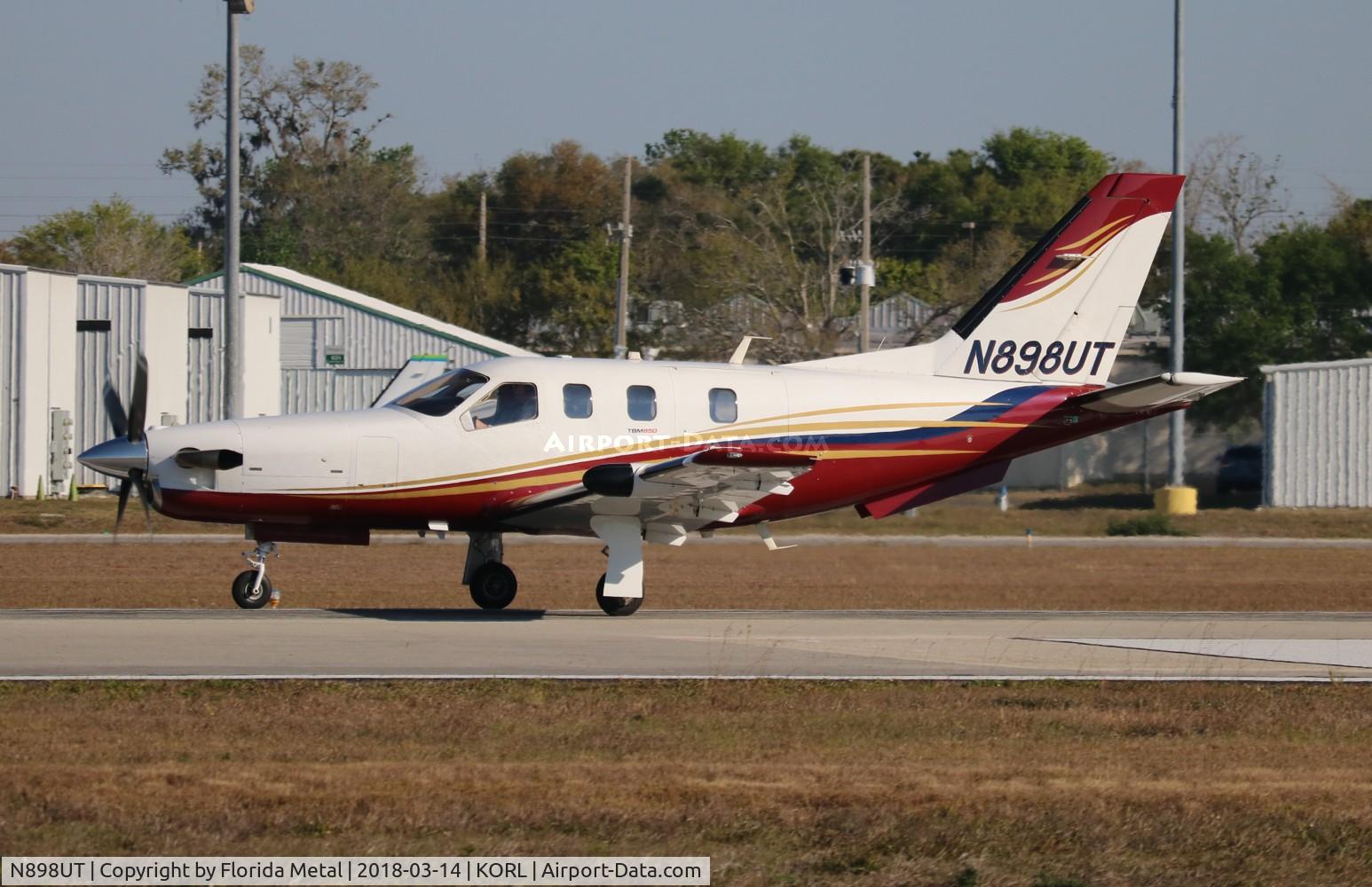 N898UT, 2009 Socata TBM-700 C/N 525, TBM-850