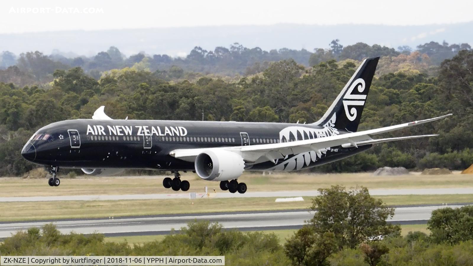 ZK-NZE, 2014 Boeing 787-9 Dreamliner C/N 34334, Boeing 787-9. Air New Zealand ZK-NZE, final runway 24 YPPH 6/11/18.