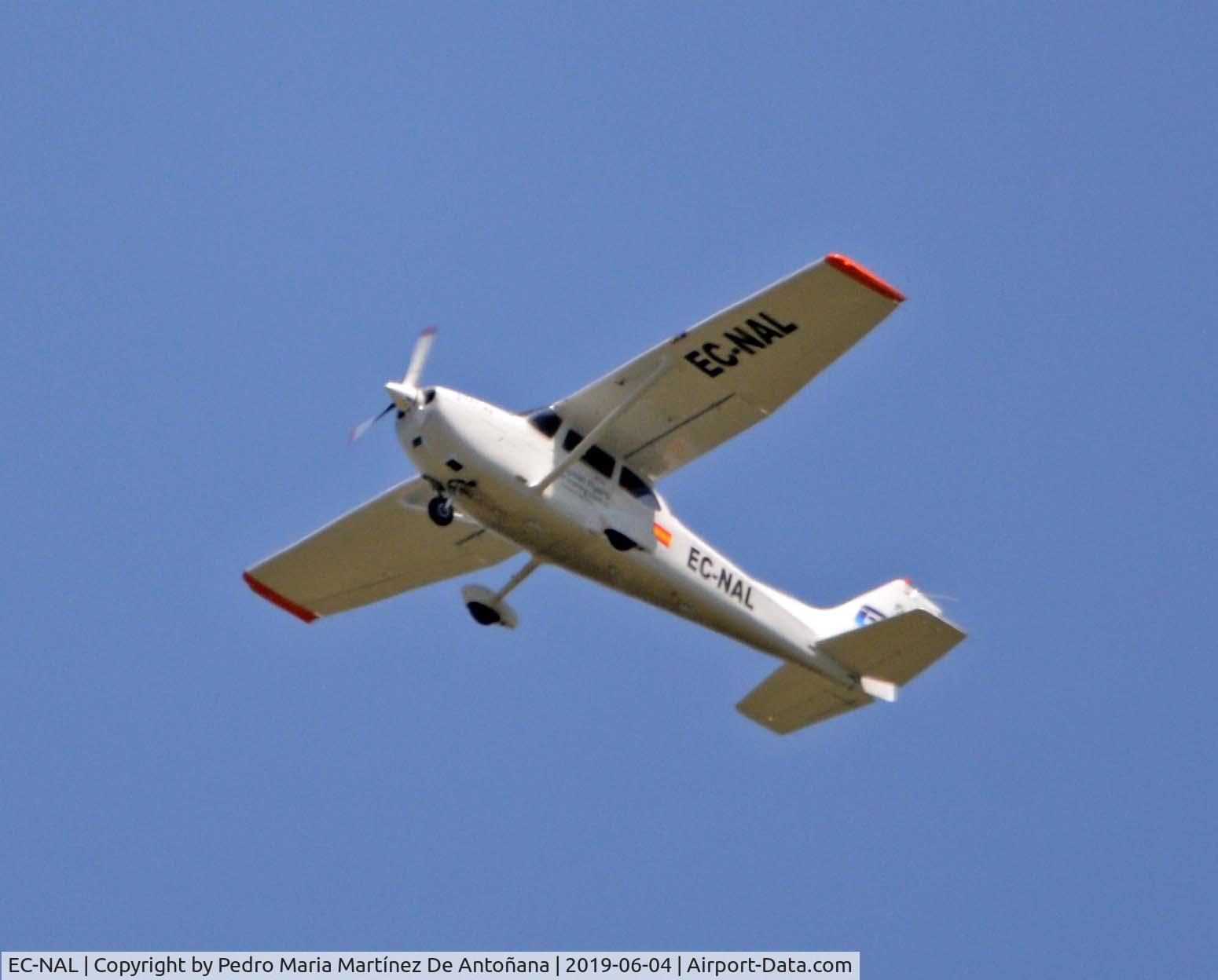 EC-NAL, 2000 Cessna 172S C/N 172S8479, Ventas de Armentia - España