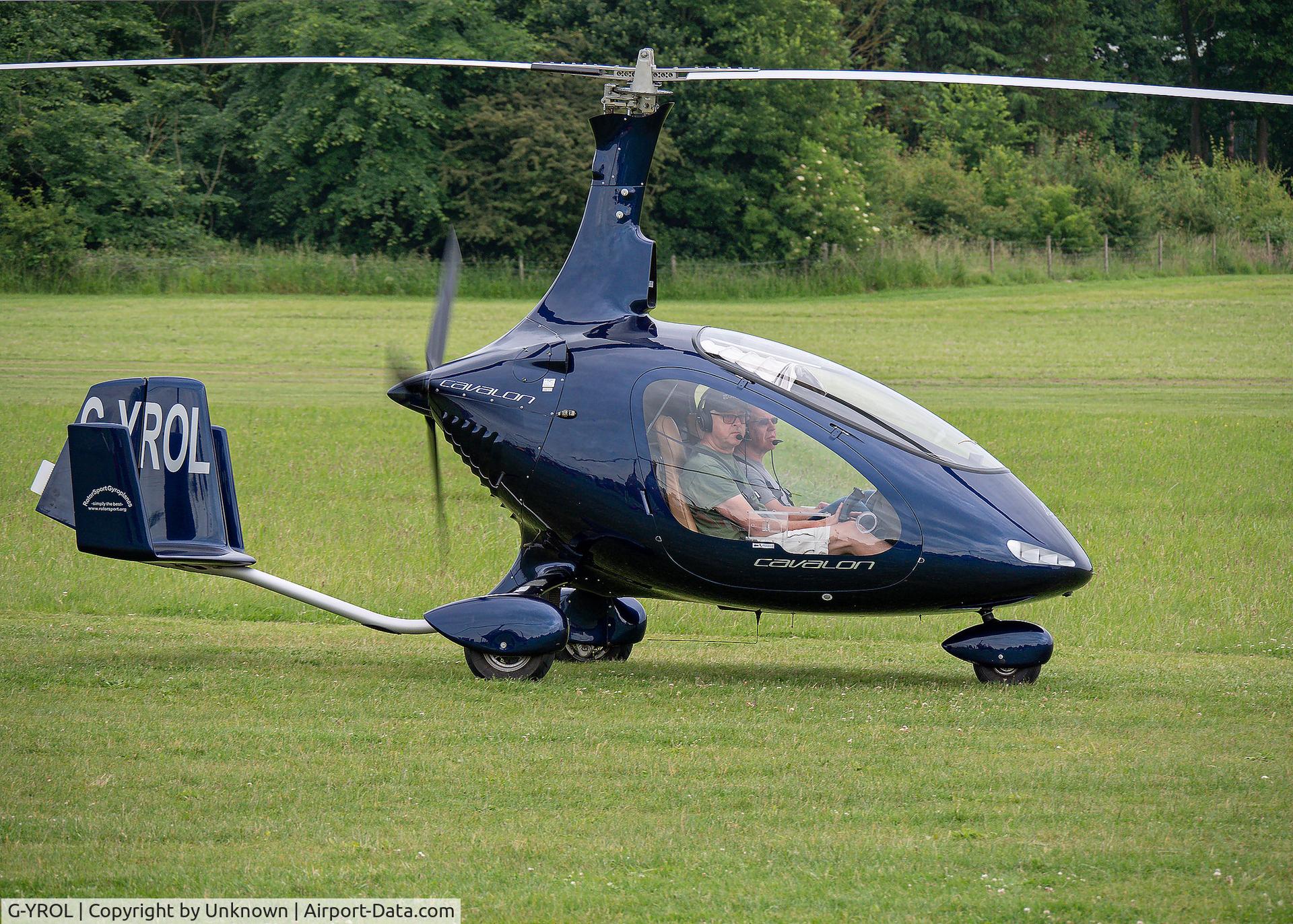 G-YROL, 2014 AutoGyro Cavalon C/N RSUK/CVLN/009, Arrival at Compton Abbas