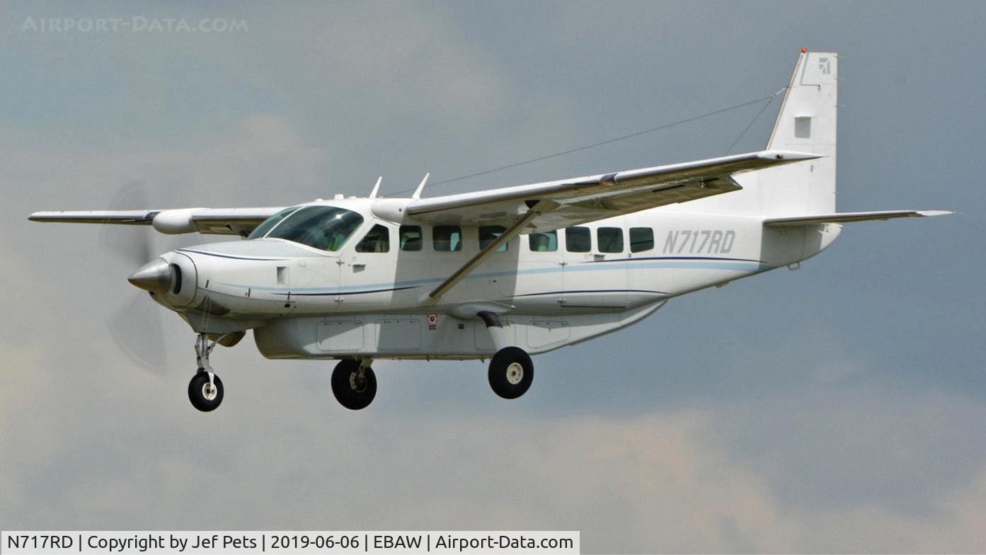 N717RD, 2008 Cessna 208B Grand Caravan C/N 208B2067, Landing at Antwerp.