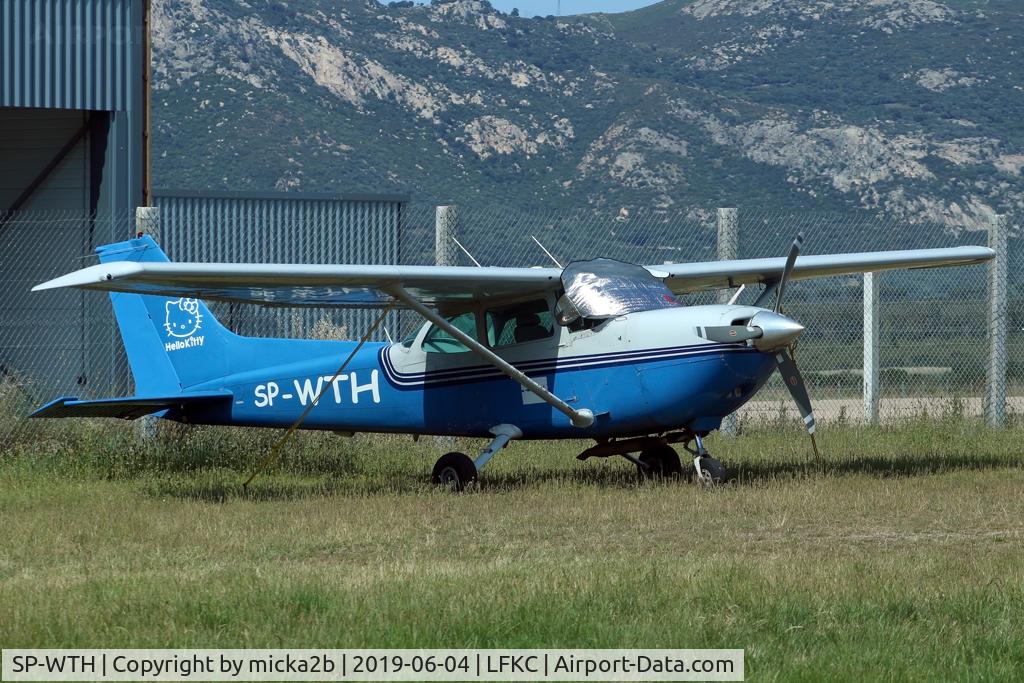 SP-WTH, 1977 Cessna R172K Hawk XP C/N R1722799, Parked