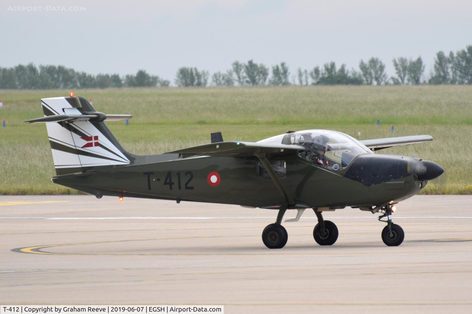 T-412, 1976 Saab T-17 Supporter C/N 15-212, Departing from Norwich.