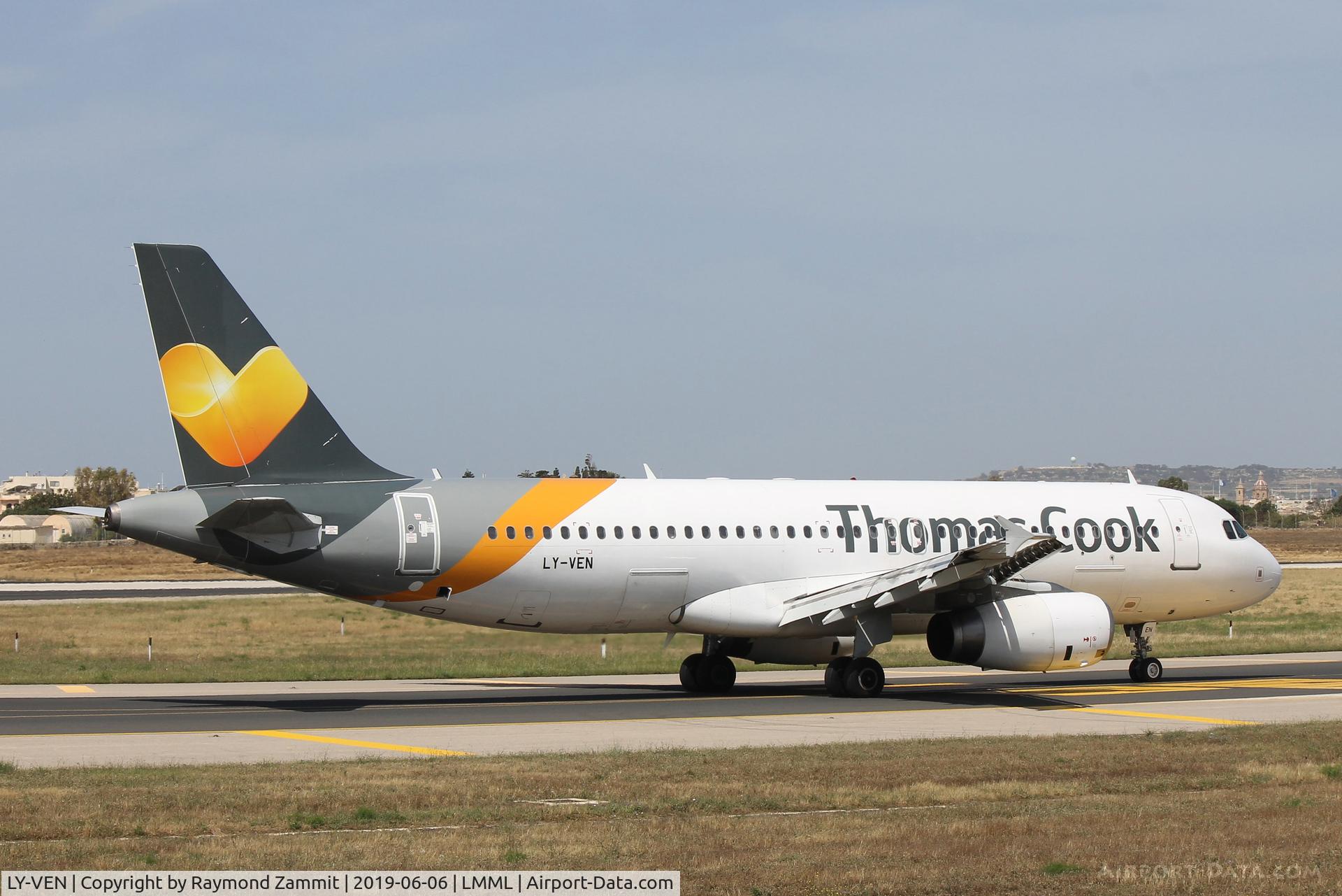 LY-VEN, 2001 Airbus A320-233 C/N 1626, A320 LY-VEN Thoms Cook Airlines
