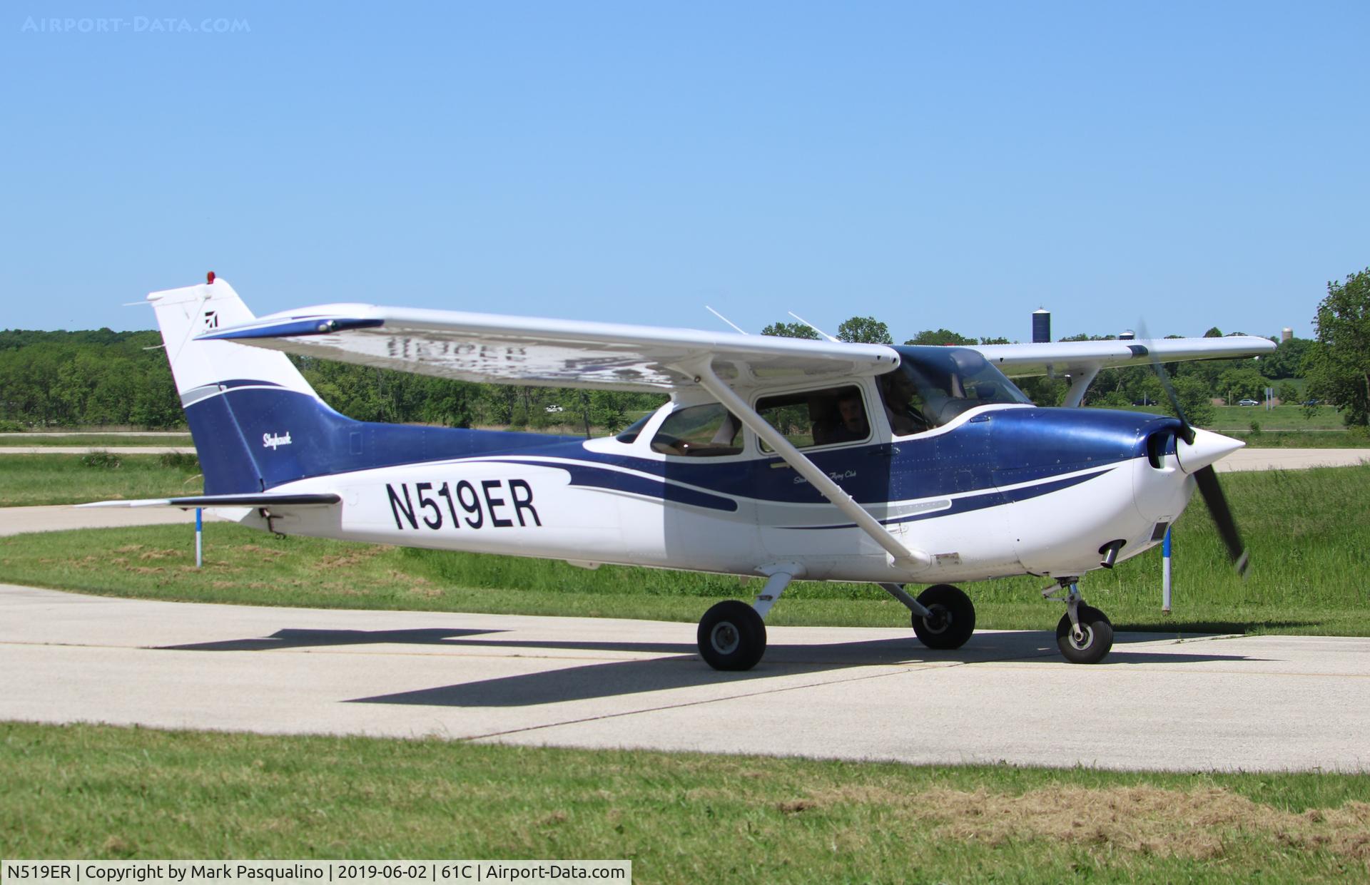 N519ER, 2002 Cessna 172S C/N 172S9107, Cessna 172S