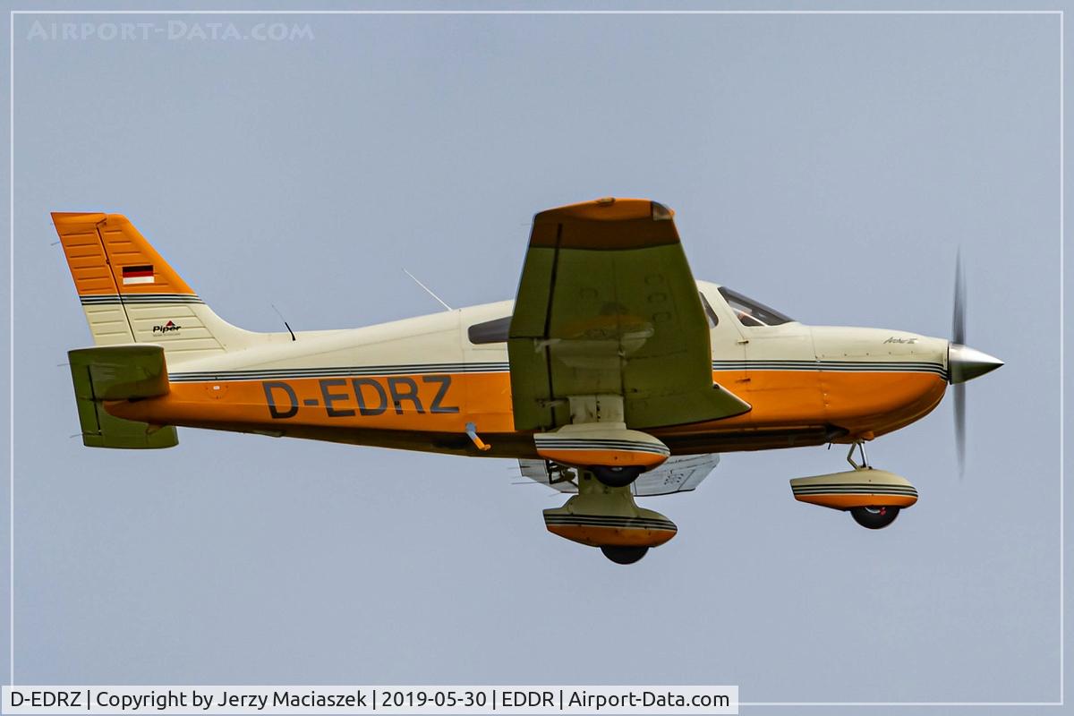 D-EDRZ, 1999 Piper PA-28-181 Archer III C/N 2843235, Piper PA-28-181 Archer III,