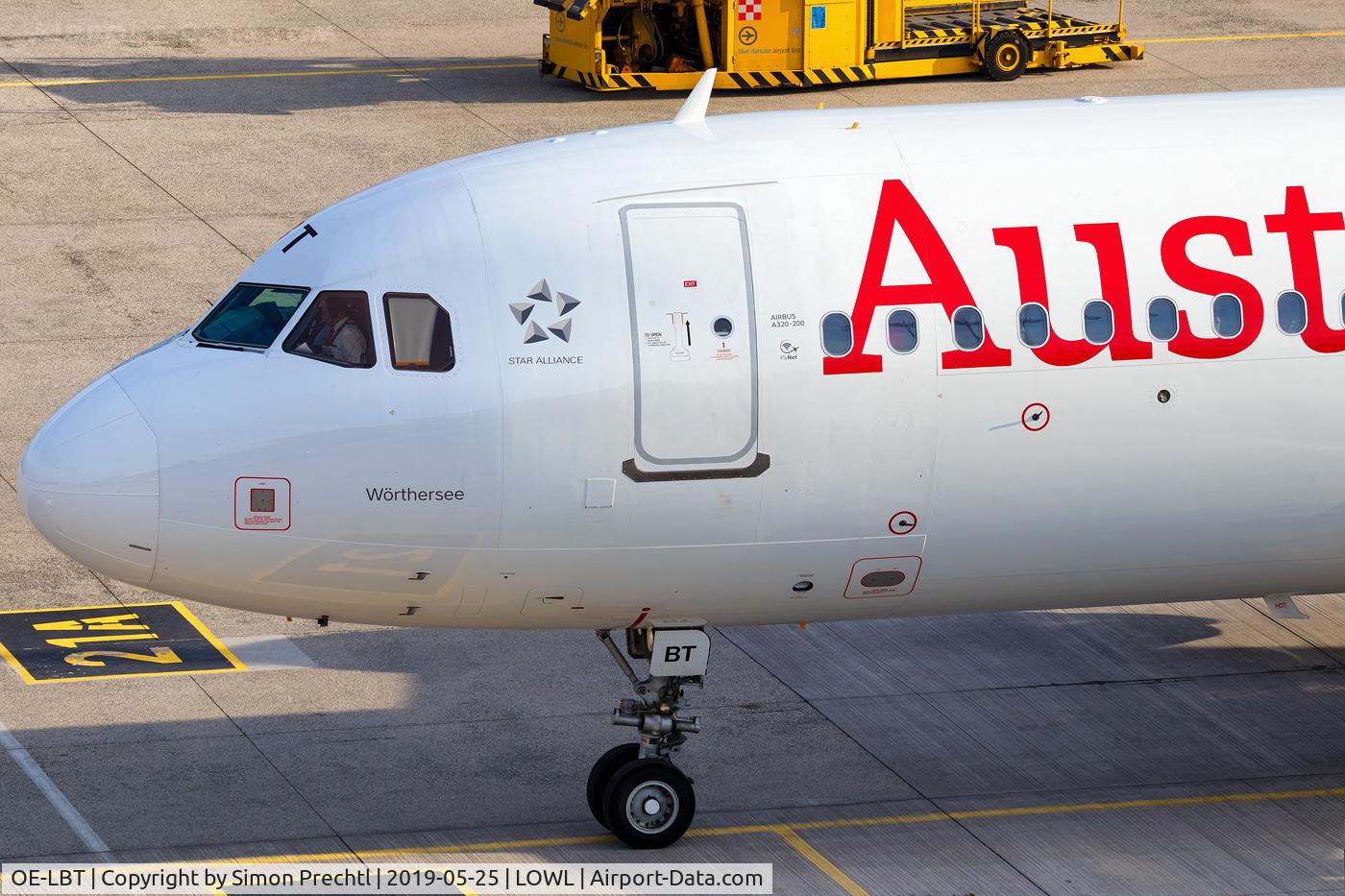 OE-LBT, 2000 Airbus A320-214 C/N 1387, OE-LBT @ Linz Airport