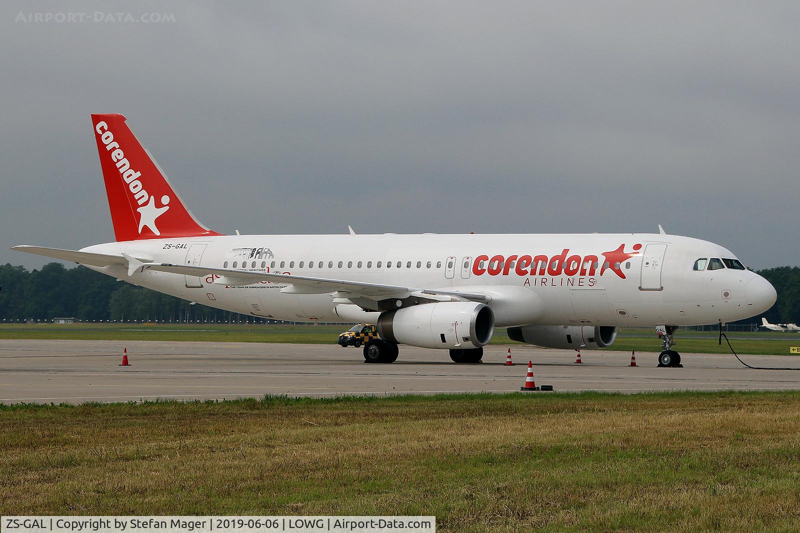ZS-GAL, 1989 Airbus A320-231 C/N 64, Corendon A320-200 @GRZ
(engine failure)