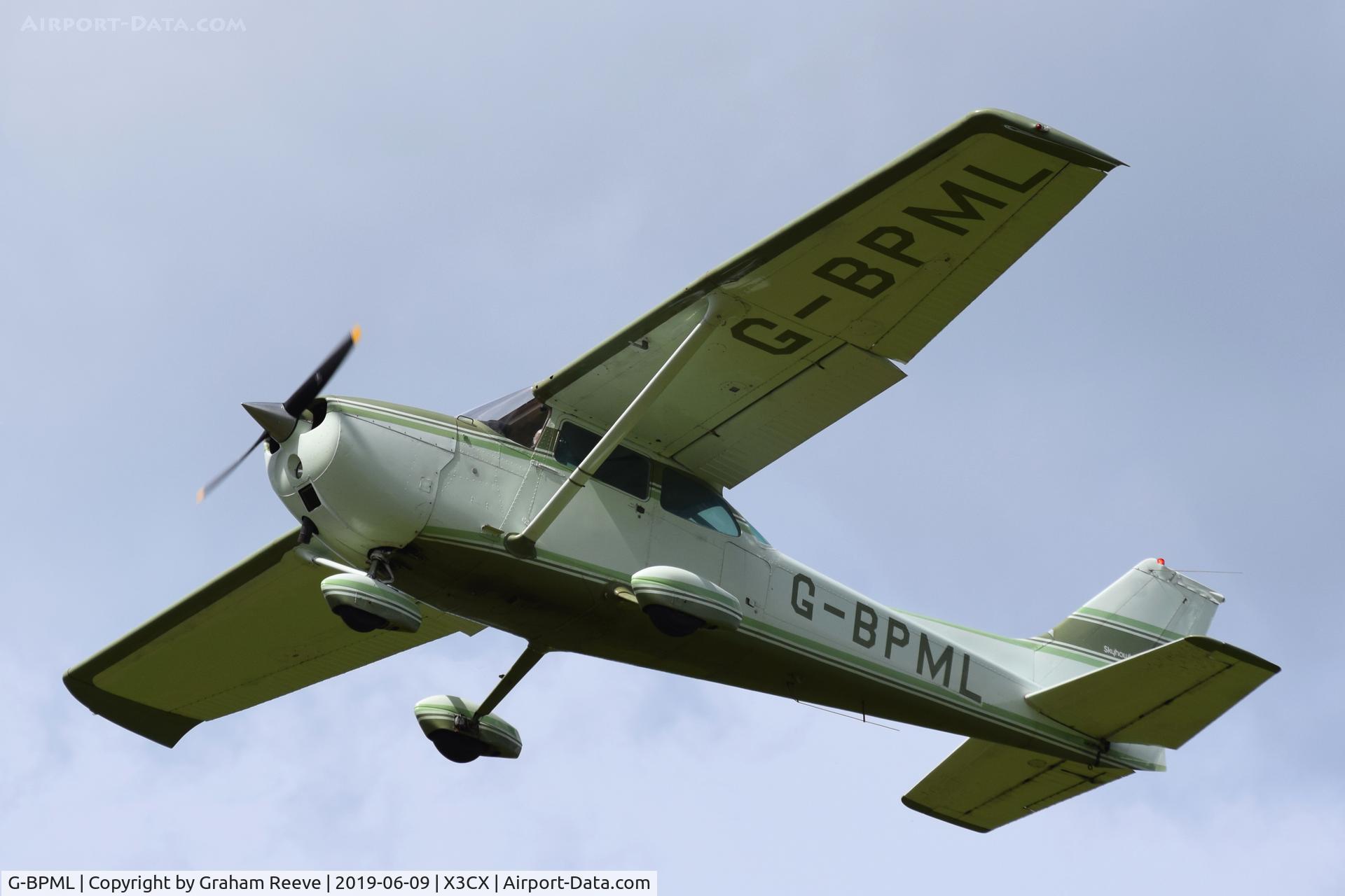 G-BPML, 1976 Cessna 172M C/N 172-67102, Departing from Northrepps.