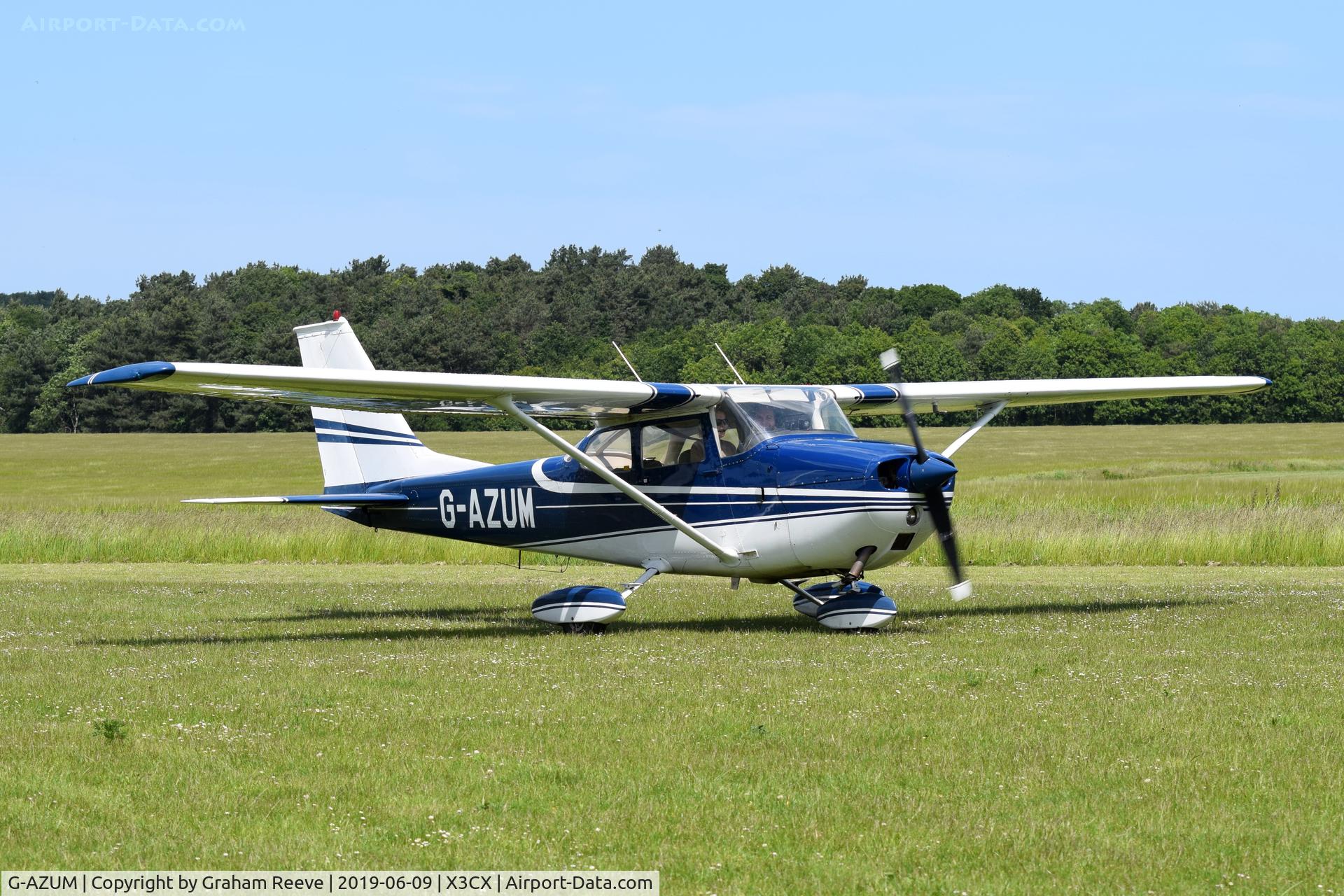 G-AZUM, 1972 Reims F172L Skyhawk C/N 0863, Just landed at Northrepps.