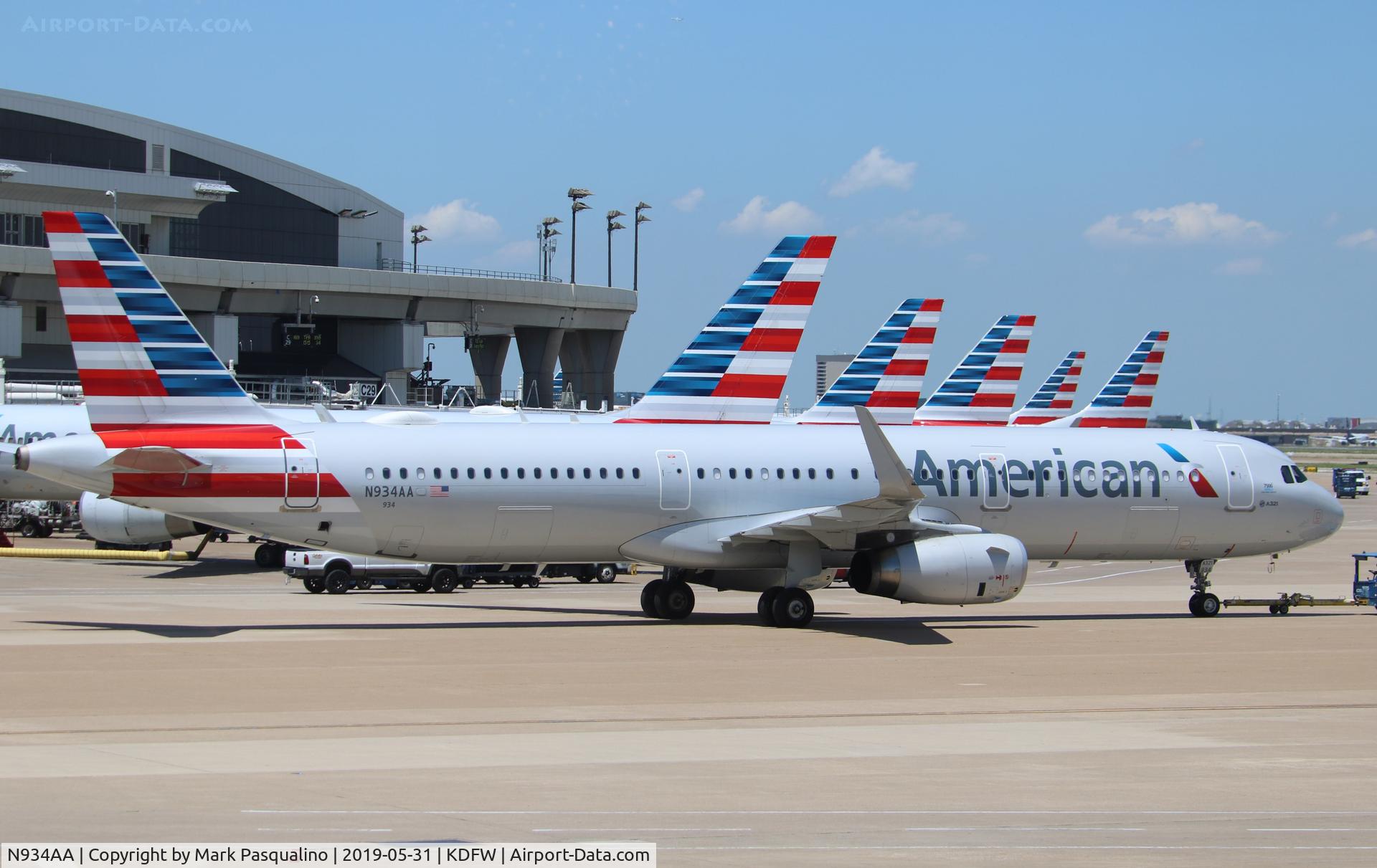N934AA, 2017 Airbus A321-231 C/N 7500, Airbus A321-231