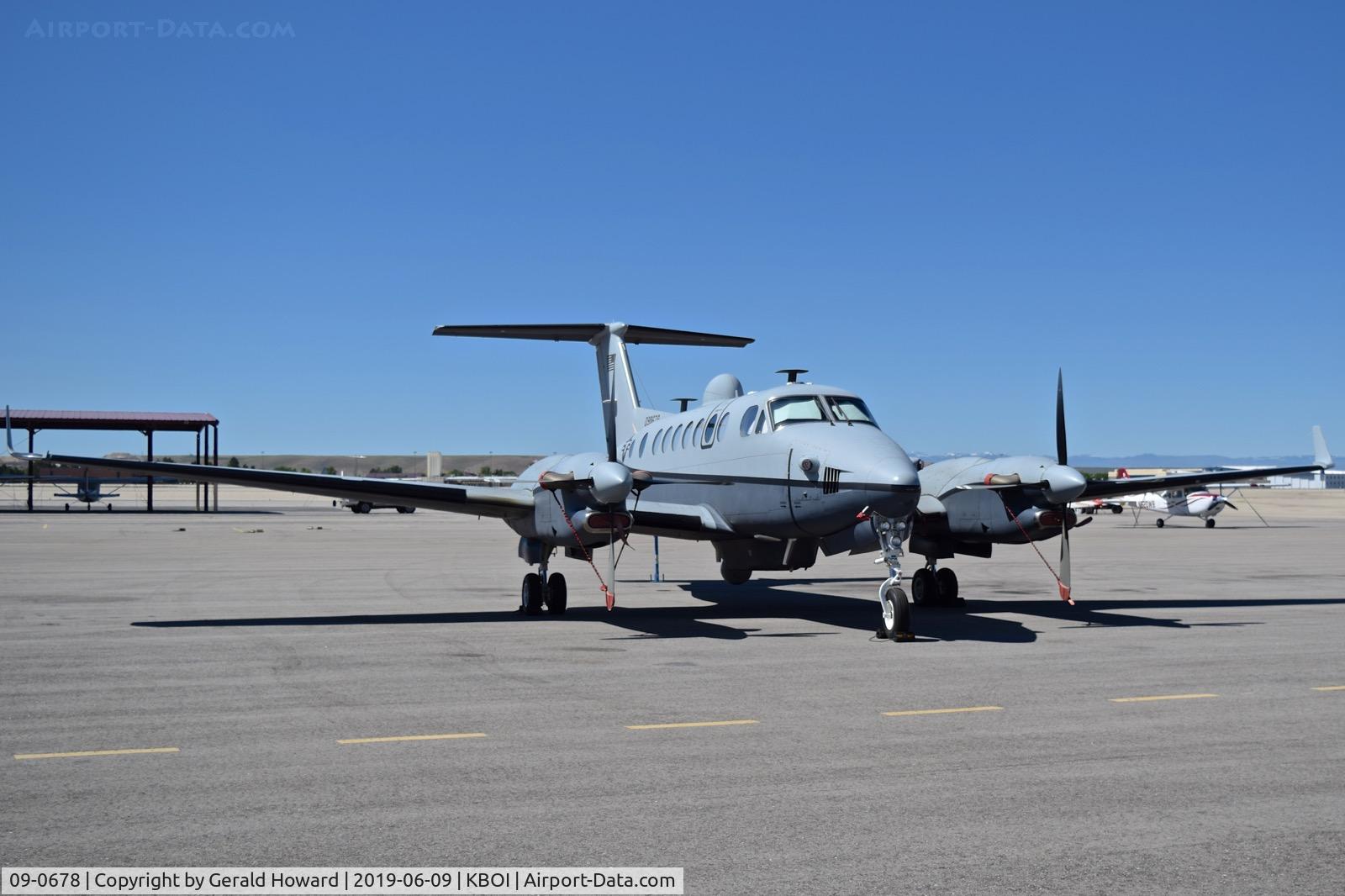 09-0678, 2010 Raytheon Beech MC-12W Liberty C/N FL-678, Parked on the north GA ramp.