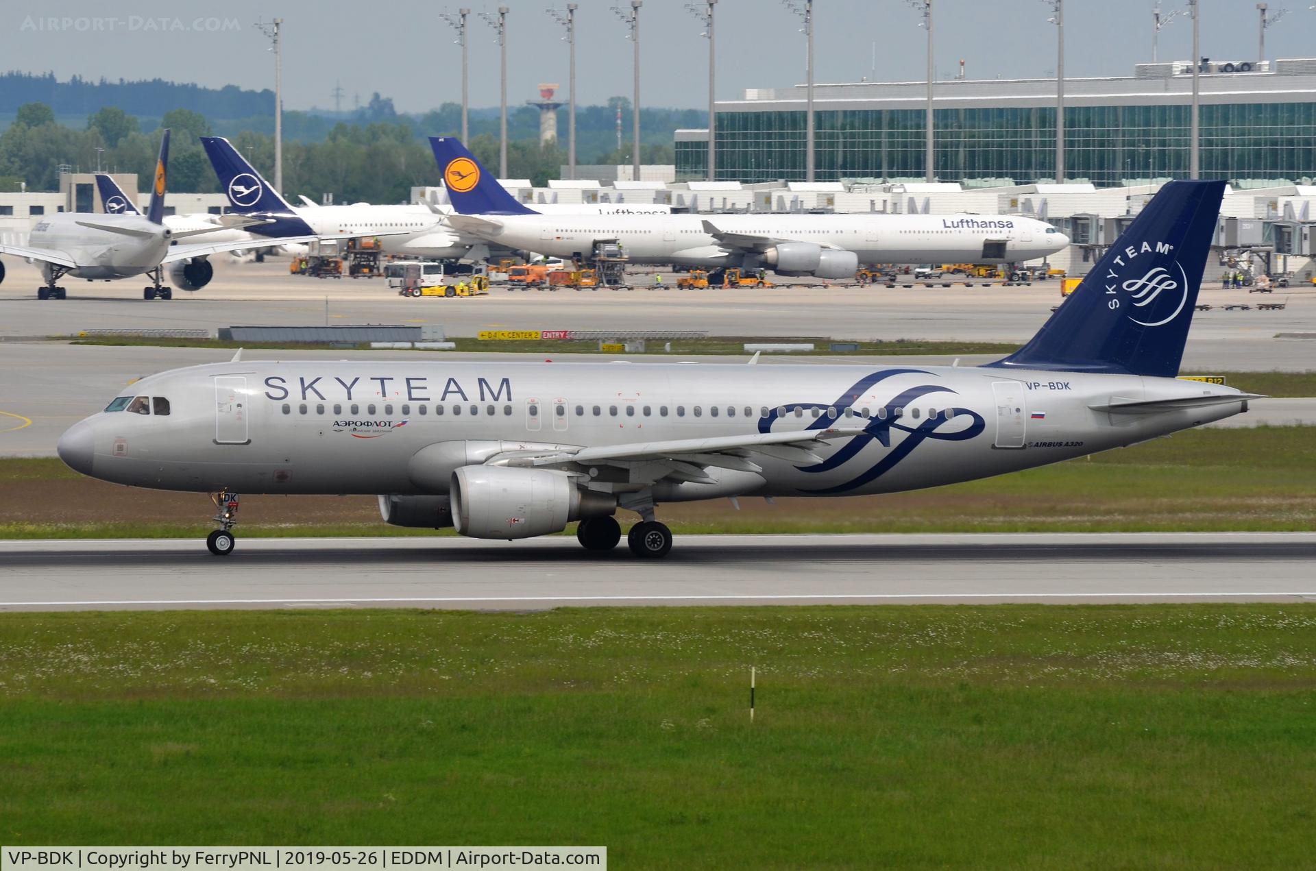 VP-BDK, 2003 Airbus A320-214 C/N 2106, Aeroflot A320 departing
