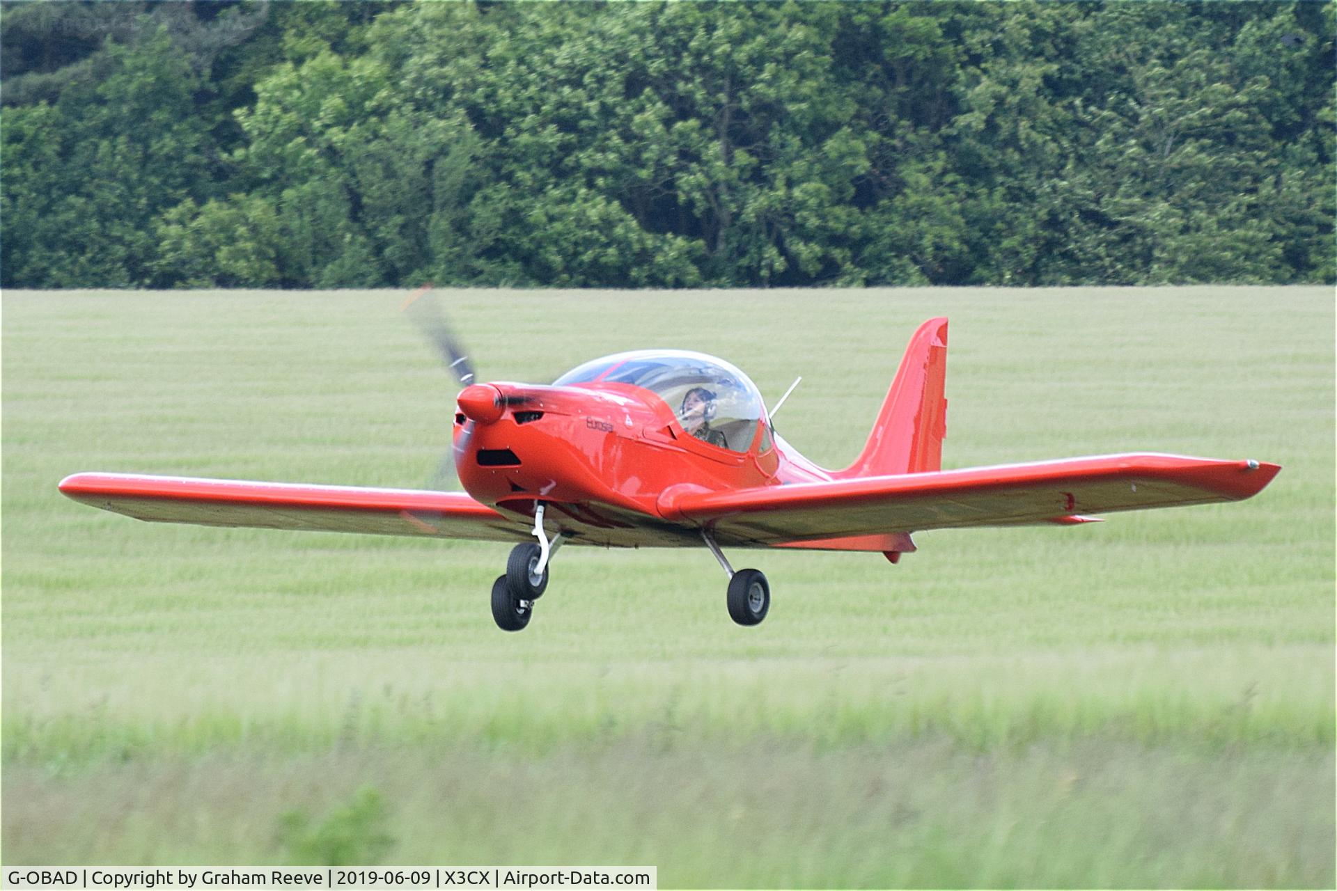 G-OBAD, 2014 Evektor EV-97 EuroStar SL C/N 2014-4210, Departing from Northrepps.