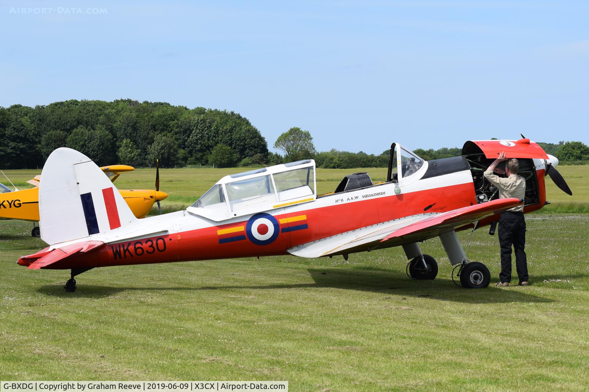 G-BXDG, 1950 De Havilland DHC-1 Chipmunk T.10 C/N C1/0644, About to depart from Northrepps.