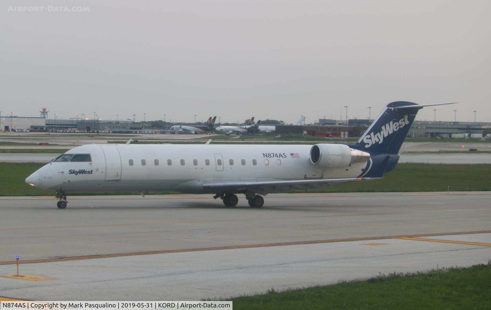 N874AS, 2001 Bombardier CRJ-200ER (CL-600-2B19) C/N 7551, CL-600-2B19