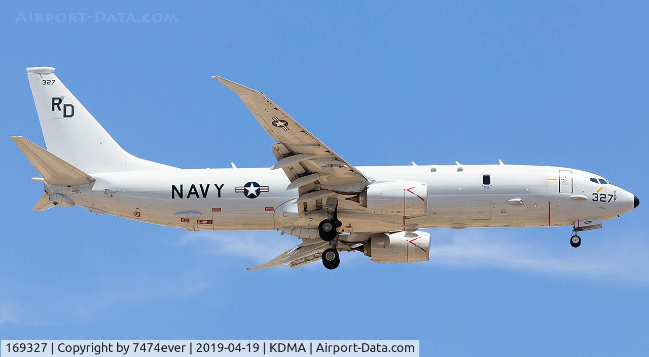 169327, 2017 Boeing P-8A Poseidon C/N 62299, SWORD 28 working the pattern at Davis-Monthan