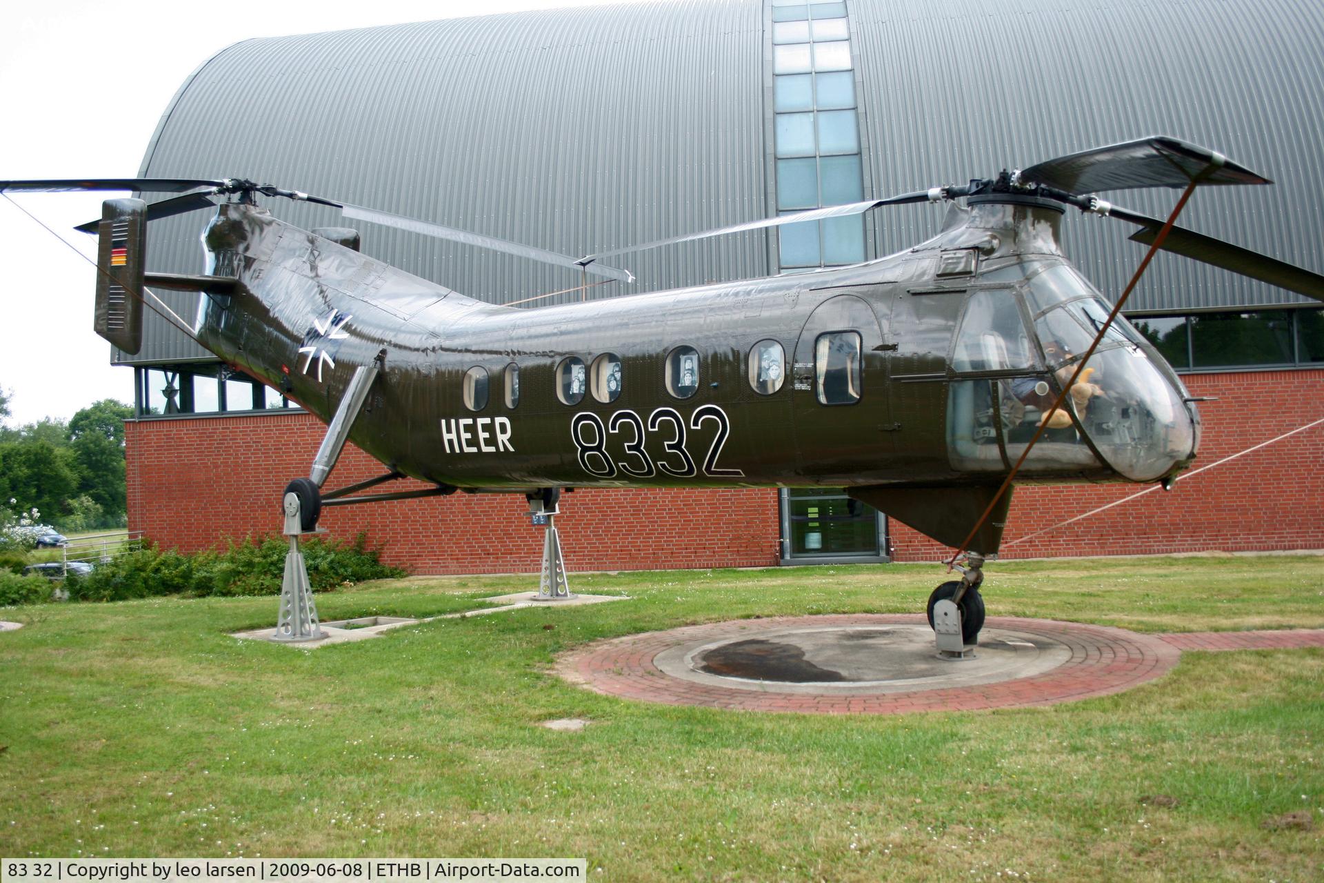 83 32, Vertol H-21C Shawnee C/N WG32/478, Bückeburg 8.6.2009