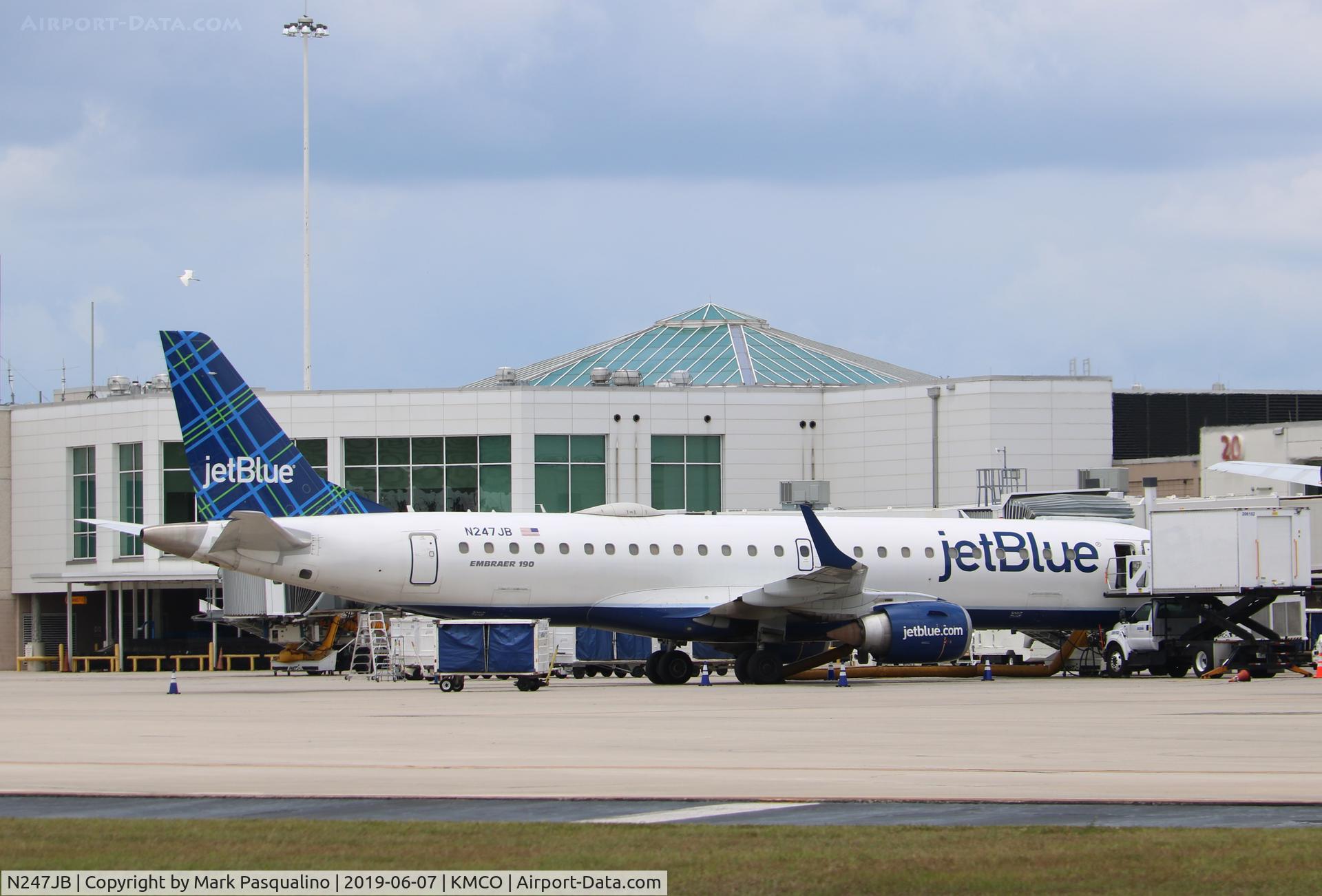 N247JB, 2006 Embraer 190AR (ERJ-190-100IGW) C/N 19000042, ERJ-190-100IGW