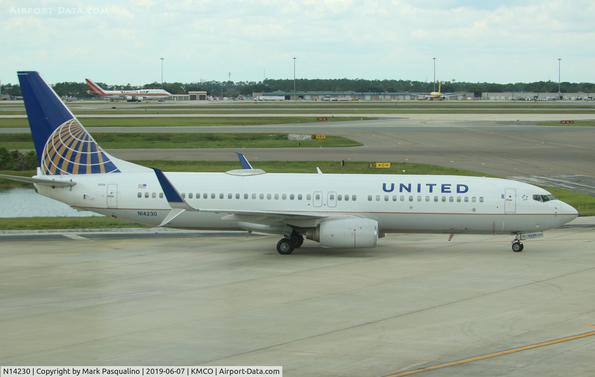 N14230, 1999 Boeing 737-824 C/N 28794, Boeing 737-824