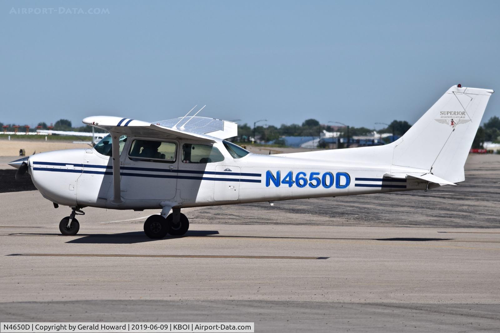 N4650D, 1979 Cessna 172N C/N 17272324, Leaving the north GA ramp.