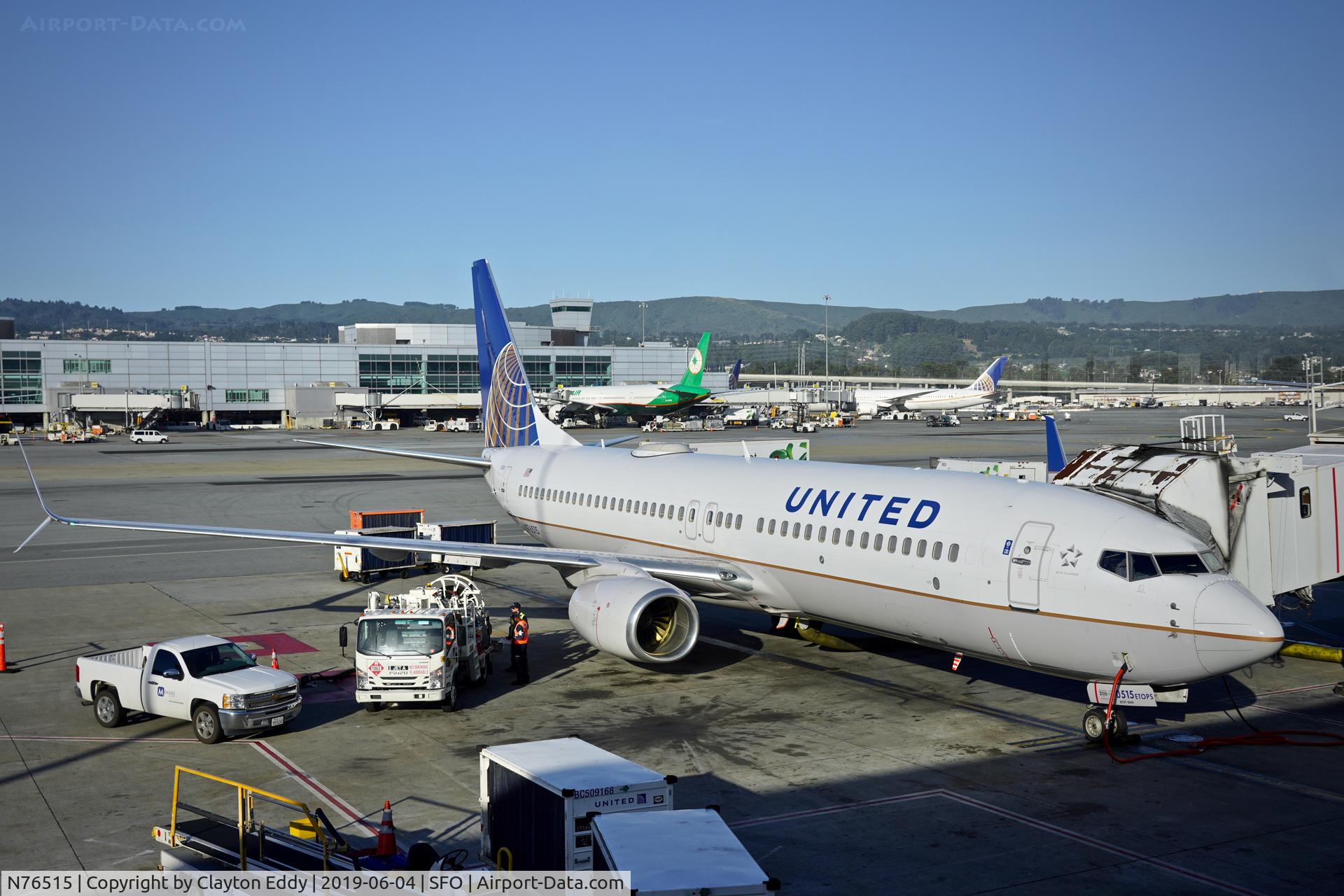 N76515, 2008 Boeing 737-824 C/N 31623, SFO 2019.