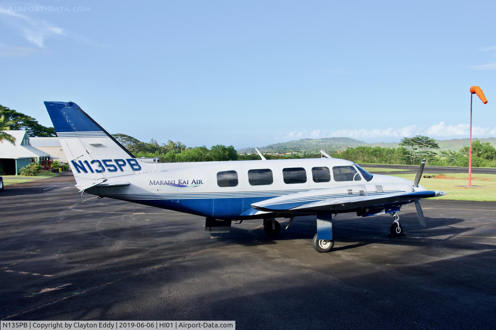 N135PB, 1979 Piper PA-31-350 Chieftain C/N 31-7952035, Makani Kai Air HI01 (HPV) 2019.