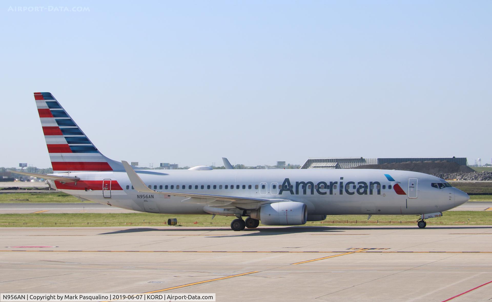 N956AN, 2001 Boeing 737-823 C/N 30090, Boeing 737-823