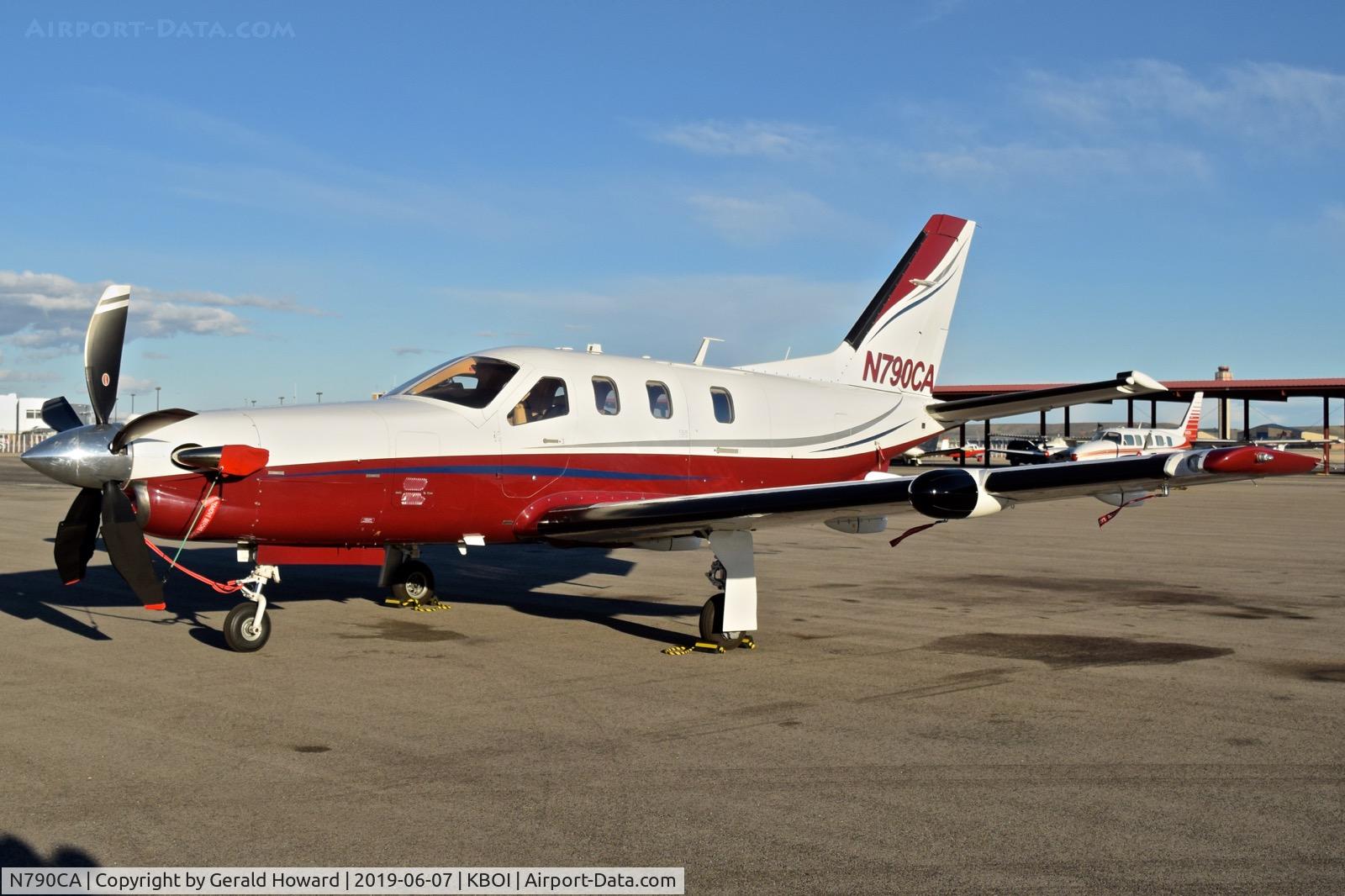 N790CA, 2005 Socata TBM-700 C/N 341, Parked on the north GA ramp.