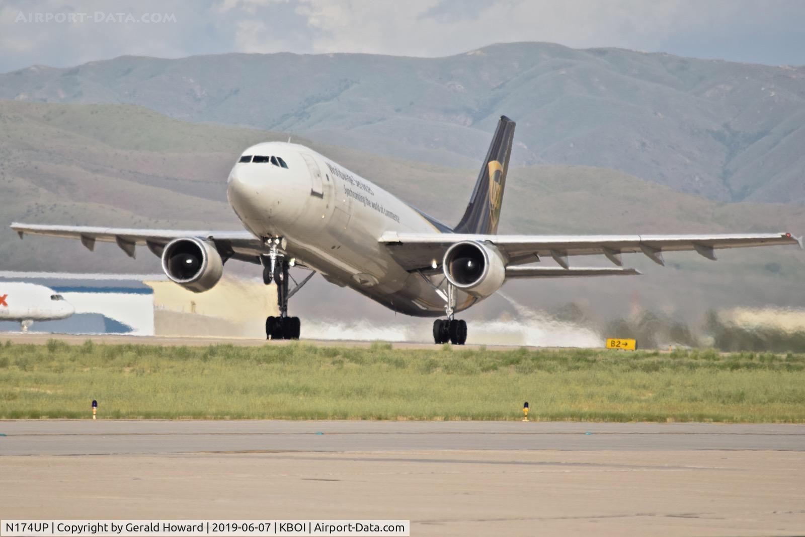 N174UP, 2006 Airbus A300F4-622R C/N 0869, Take off from RWY 28L.