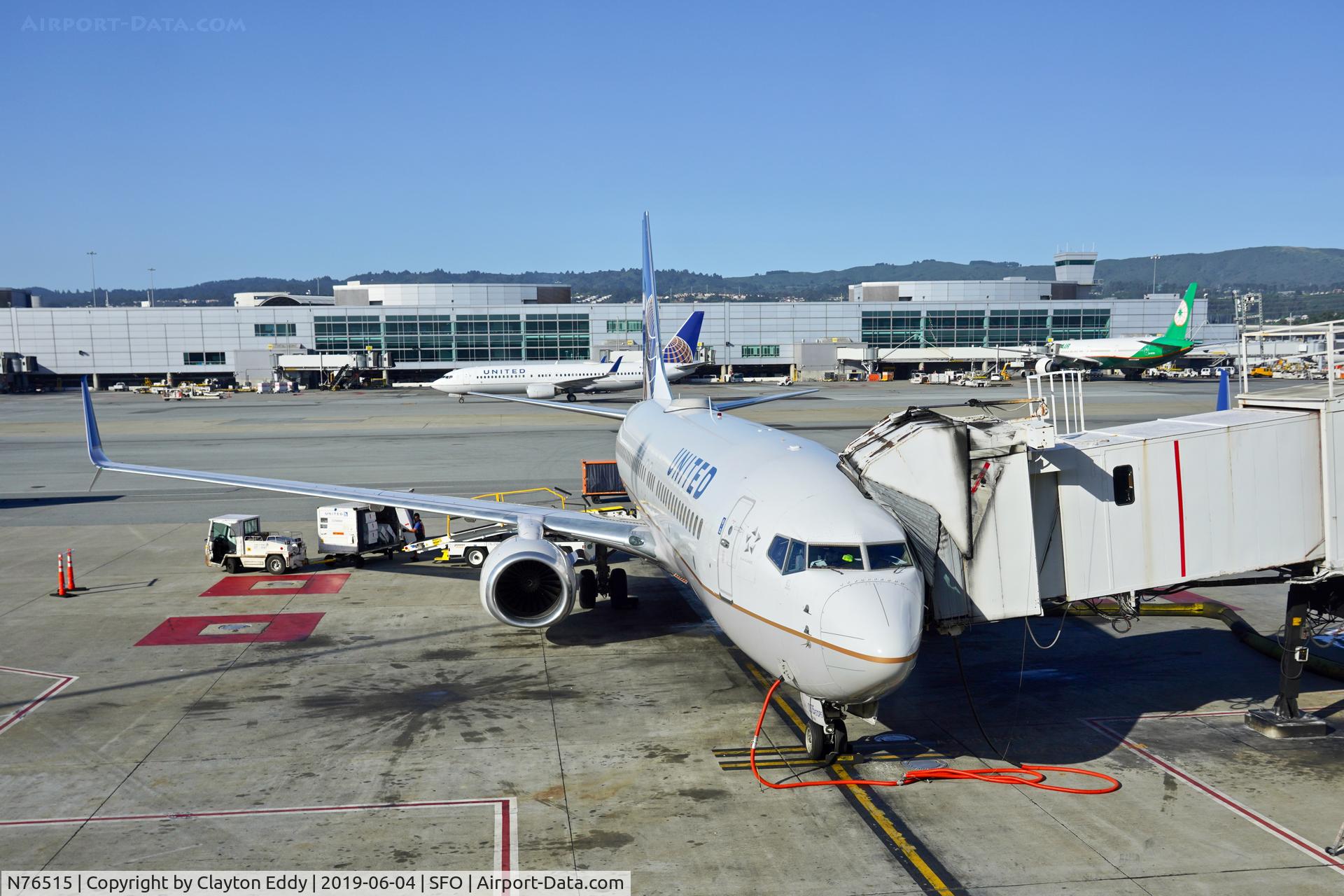 N76515, 2008 Boeing 737-824 C/N 31623, SFO 2019.