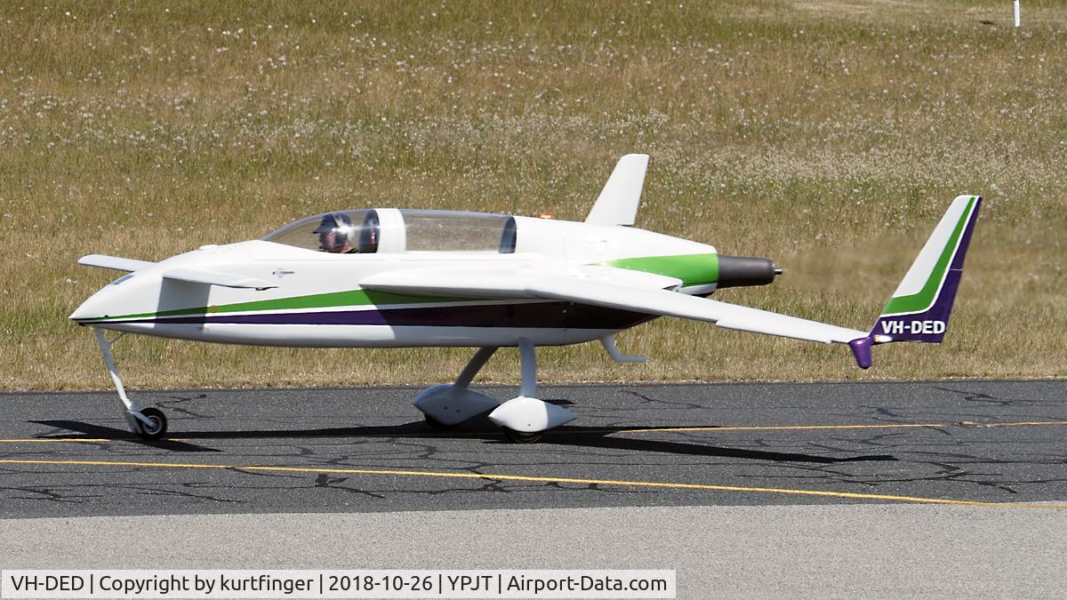 VH-DED, 1979 Rutan VariEze C/N W91, Amateur Build Aircraft VariEze VH-DED. Jandakot 26/10/18.