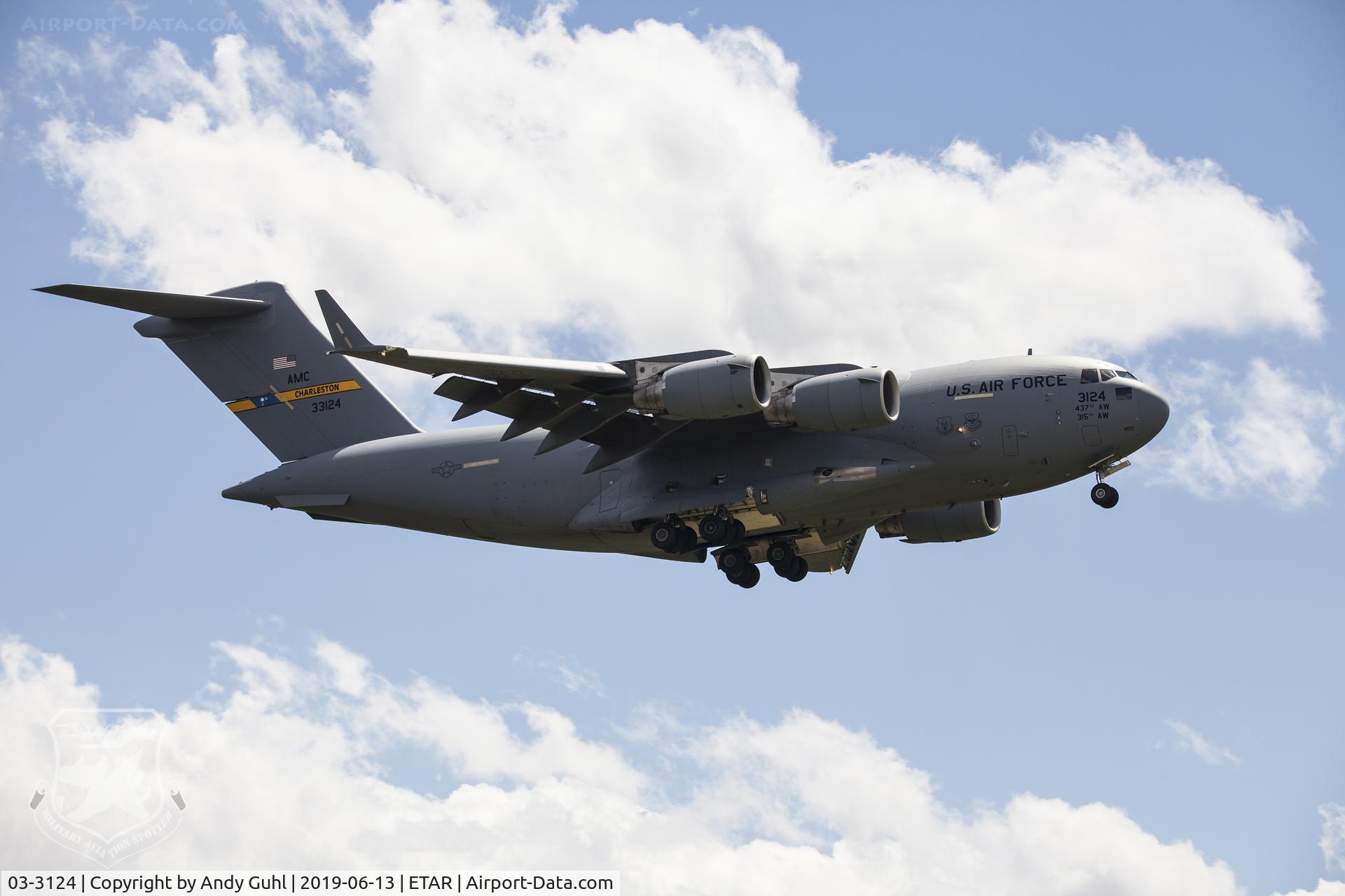 03-3124, 2003 Boeing C-17A Globemaster III C/N P-124, Boeing C-17A Globemaster III