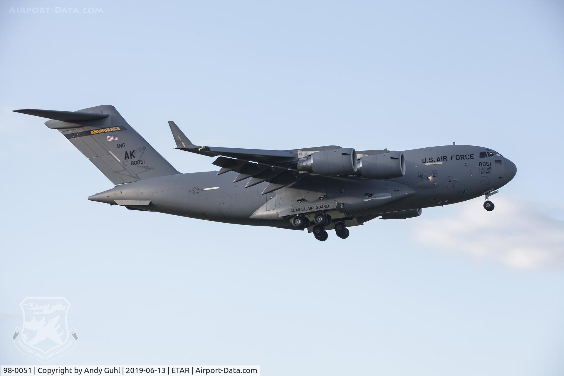 98-0051, 1999 Boeing C-17A Globemaster III C/N 50055/P-51, Boeing C-17A Globemaster III