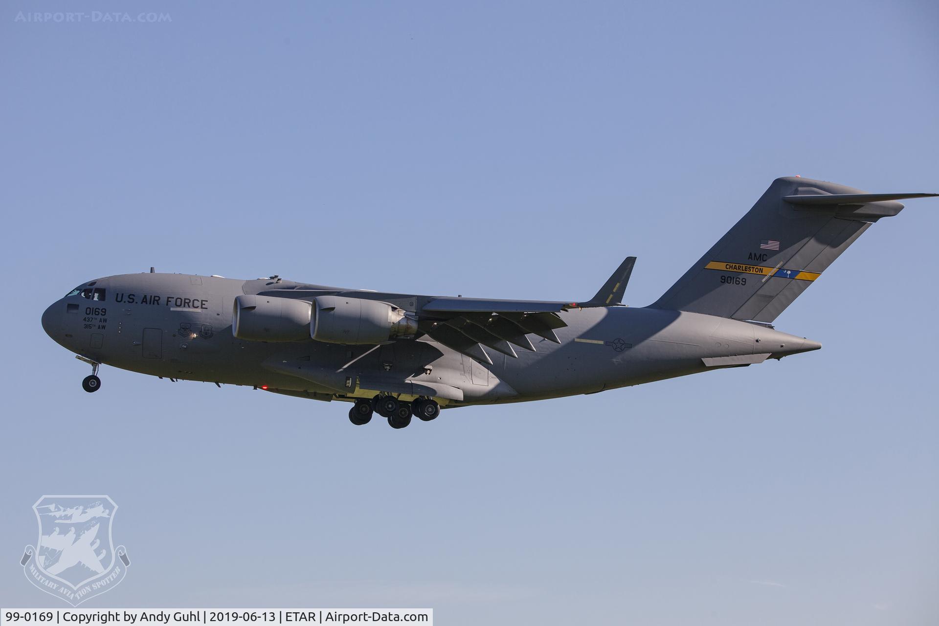 99-0169, 1999 Boeing C-17A Globemaster III C/N 50073/P-69, Boeing C-17A Globemaster III