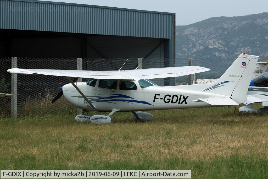 F-GDIX, Reims F172P C/N 2162, Parked