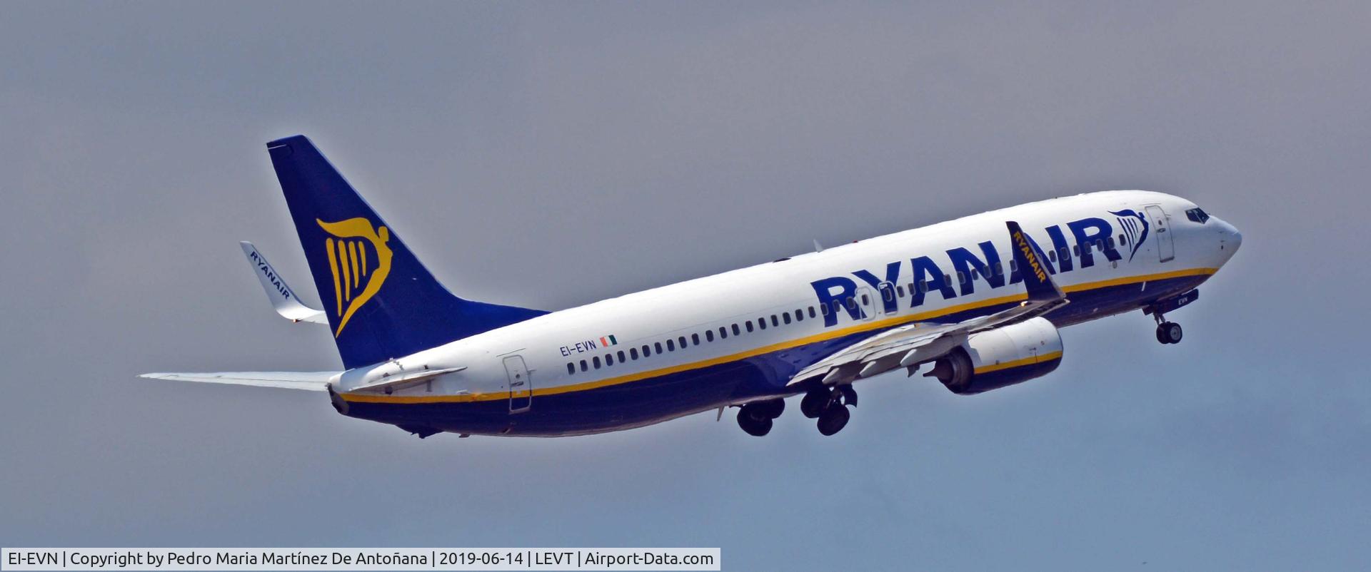 EI-EVN, 2012 Boeing 737-8AS C/N 40294, Aeropuerto de Foronda - Vitoria-Gasteiz - Euskadi - España