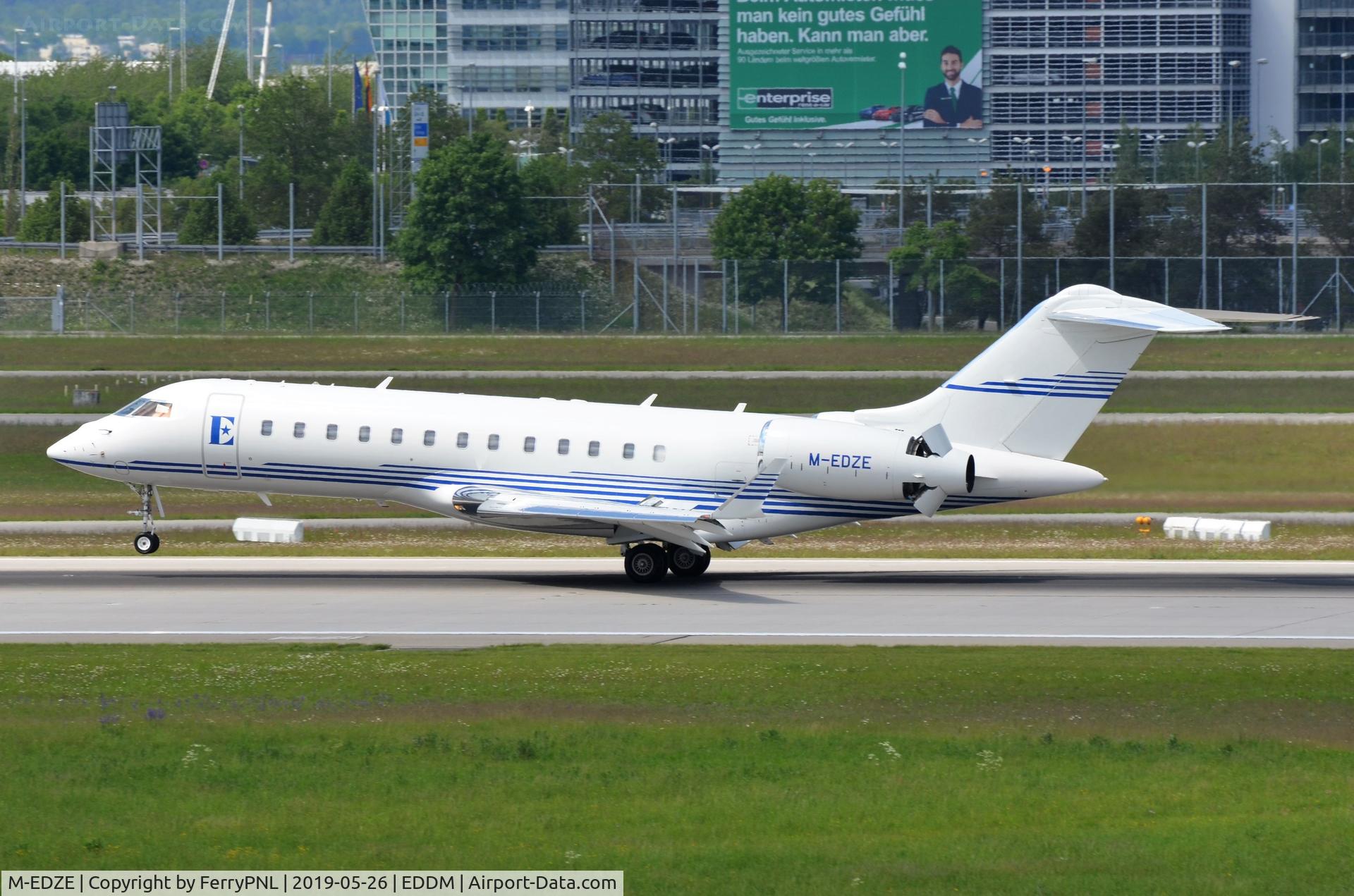 M-EDZE, 2001 Bombardier BD-700-1A10 Global Express C/N 9097, WAB Air Ltd Global Express landing in MUC.