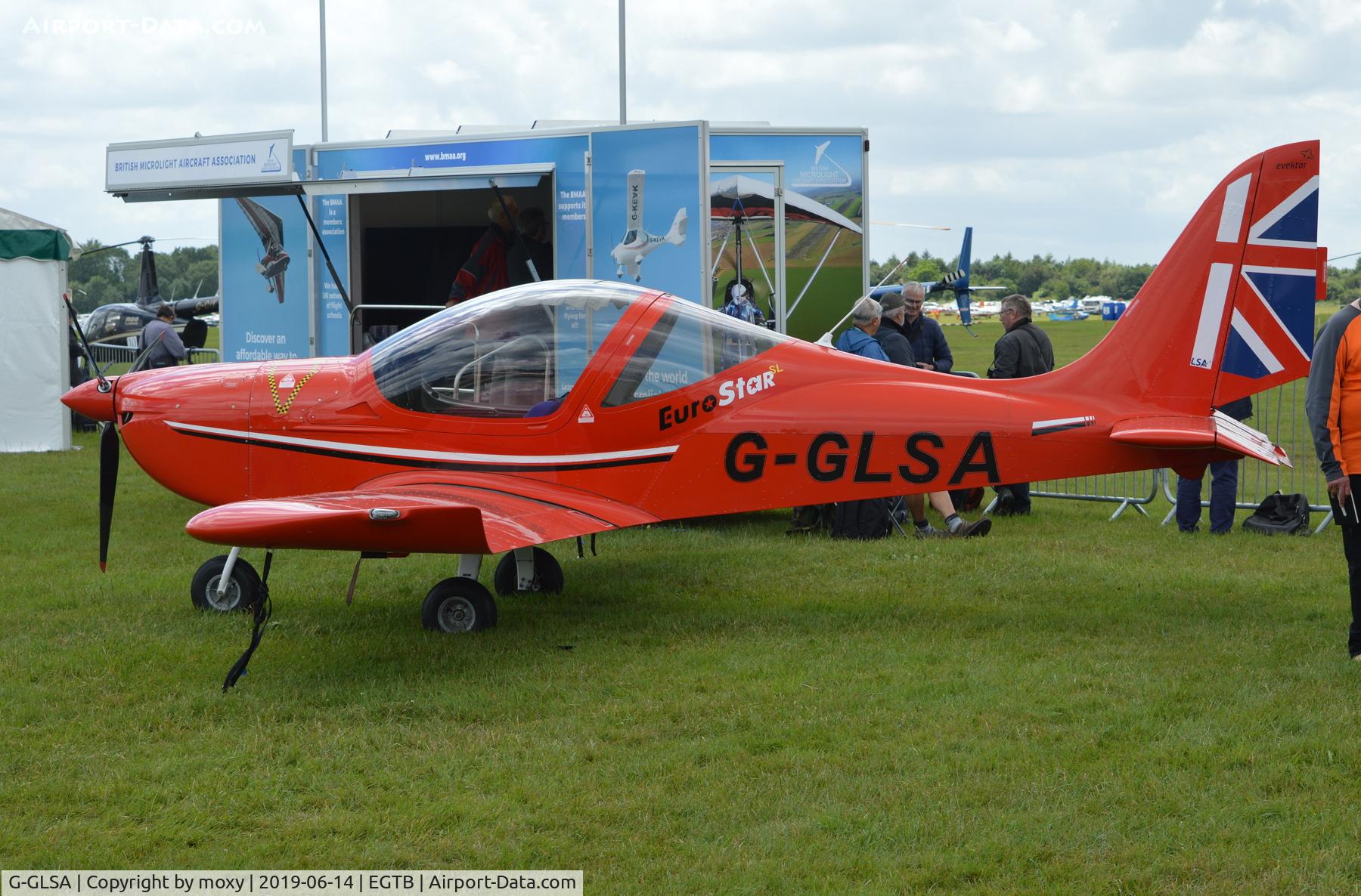 G-GLSA, 2015 Evektor EV-97 Eurostar SL C/N 2014-4216, Evektor EV-97 Eurostar SL at Wycombe Air Park.