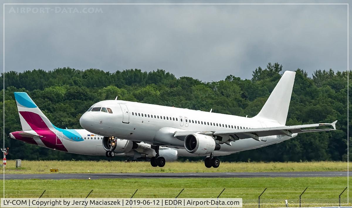 LY-COM, 1995 Airbus A320-212 C/N 528, Airbus A320-212