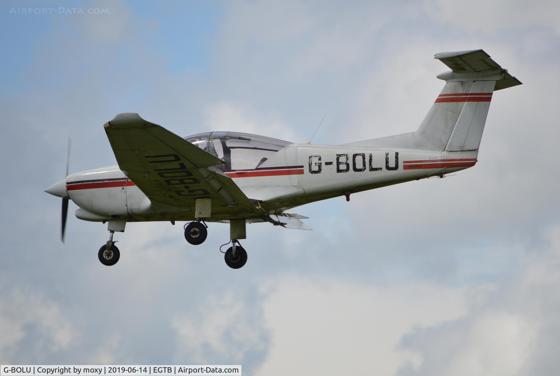 G-BOLU, 1985 Robin R-3000-120 C/N 106, Robin R-3000-120 landing at Wycombe Air Park. Ex F-GFAO