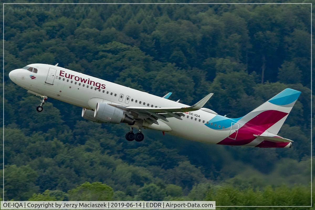 OE-IQA, 2016 Airbus A320-214 C/N 6992, Airbus A320-214
